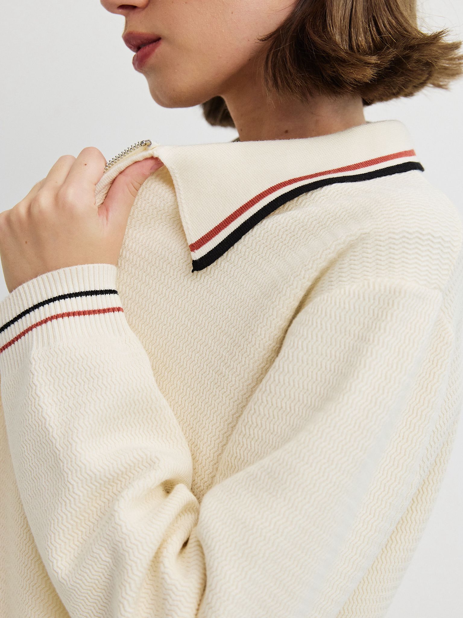 ג׳קט סריג קונור