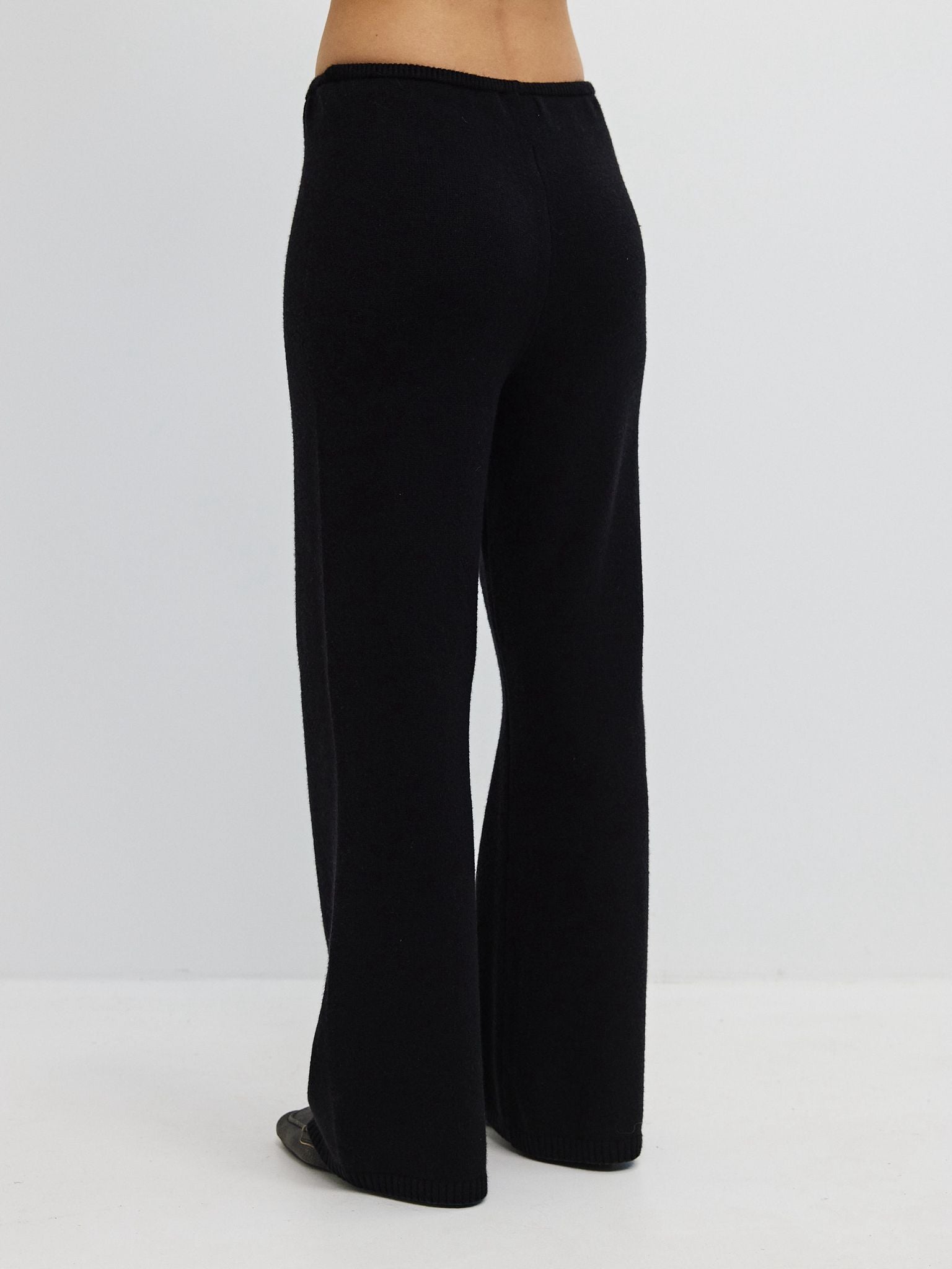 מכנסי סריג קודי