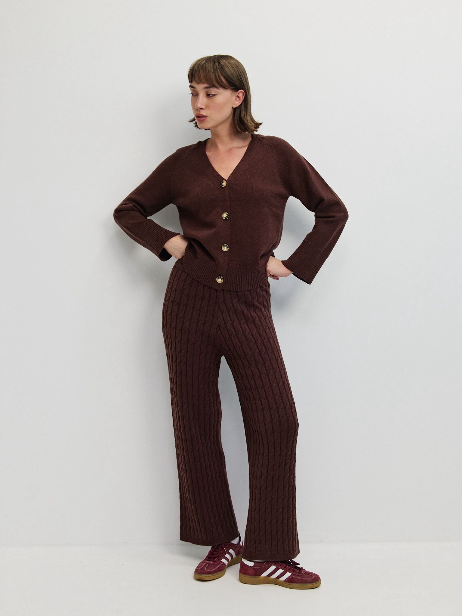 קרדיגן סריג ניקולאס