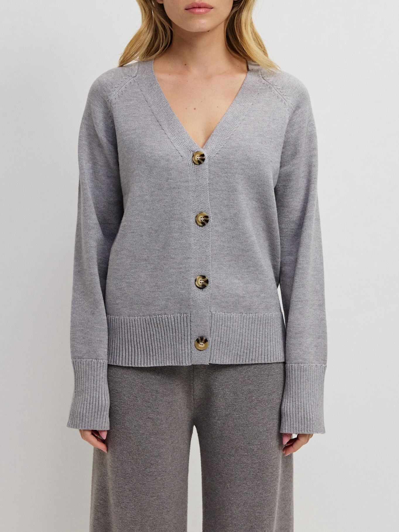 קרדיגן סריג ניקולאס