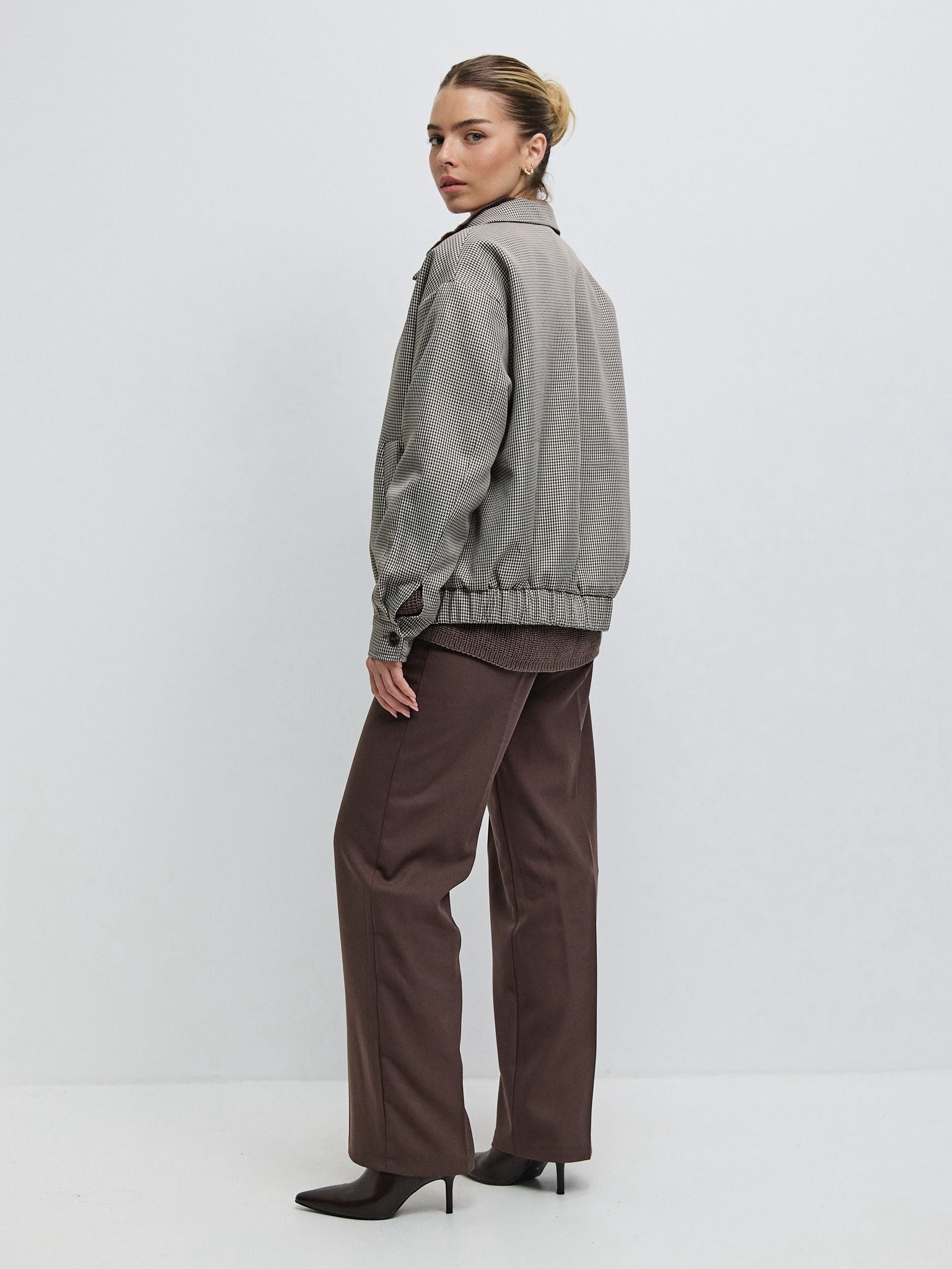 ג׳קט בומבר ליאון