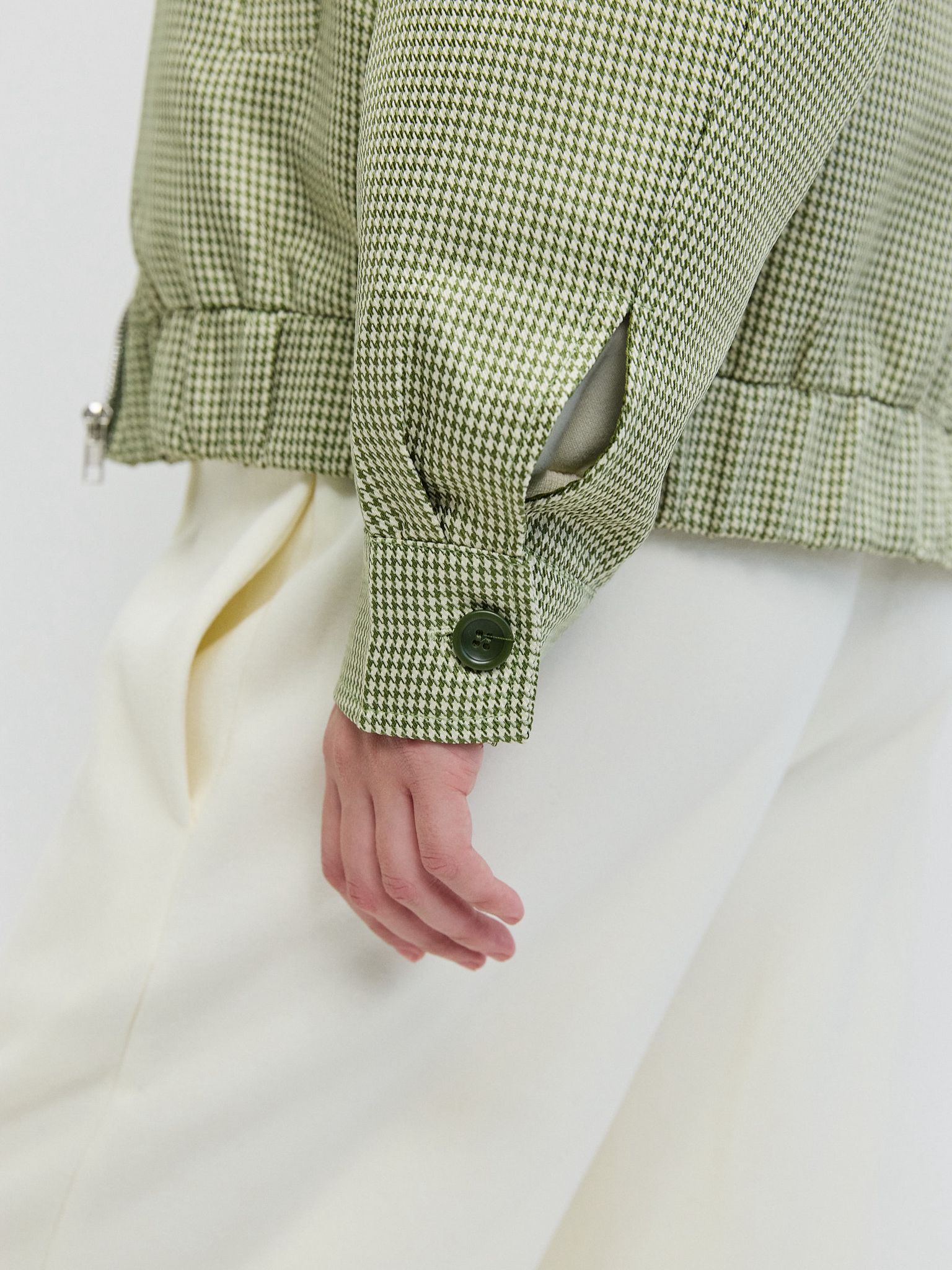 ג׳קט בומבר ליאון