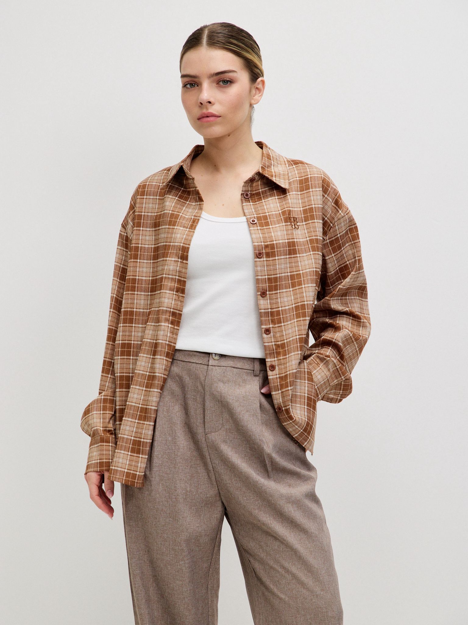 מכופתרת תומאס משבצות