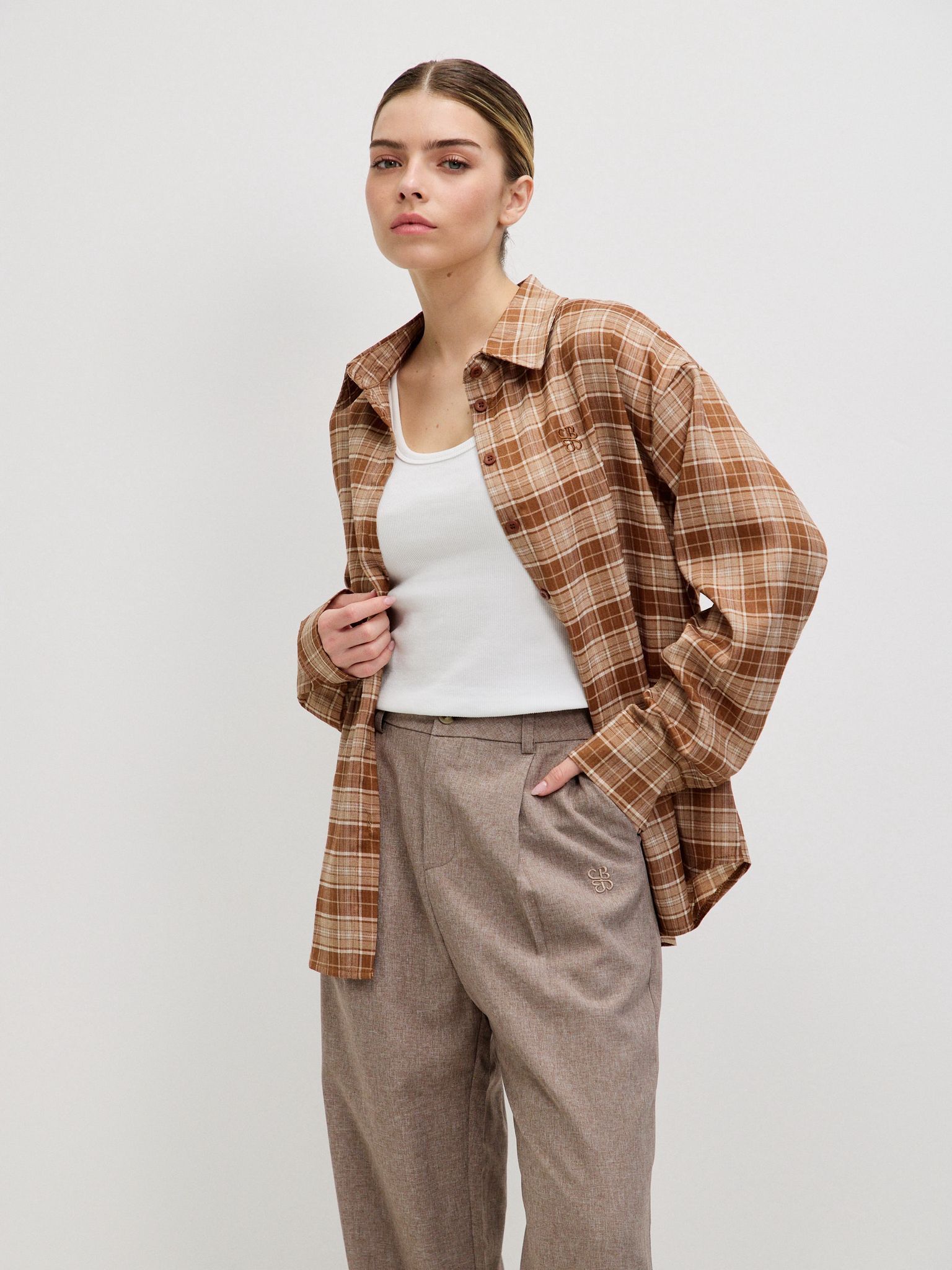 מכופתרת תומאס משבצות