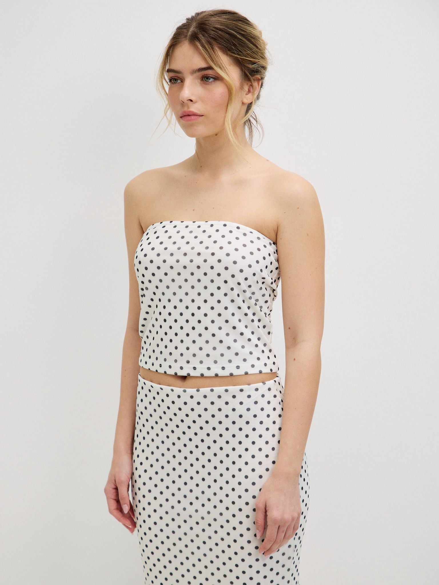 טופ סטרפלס מולי