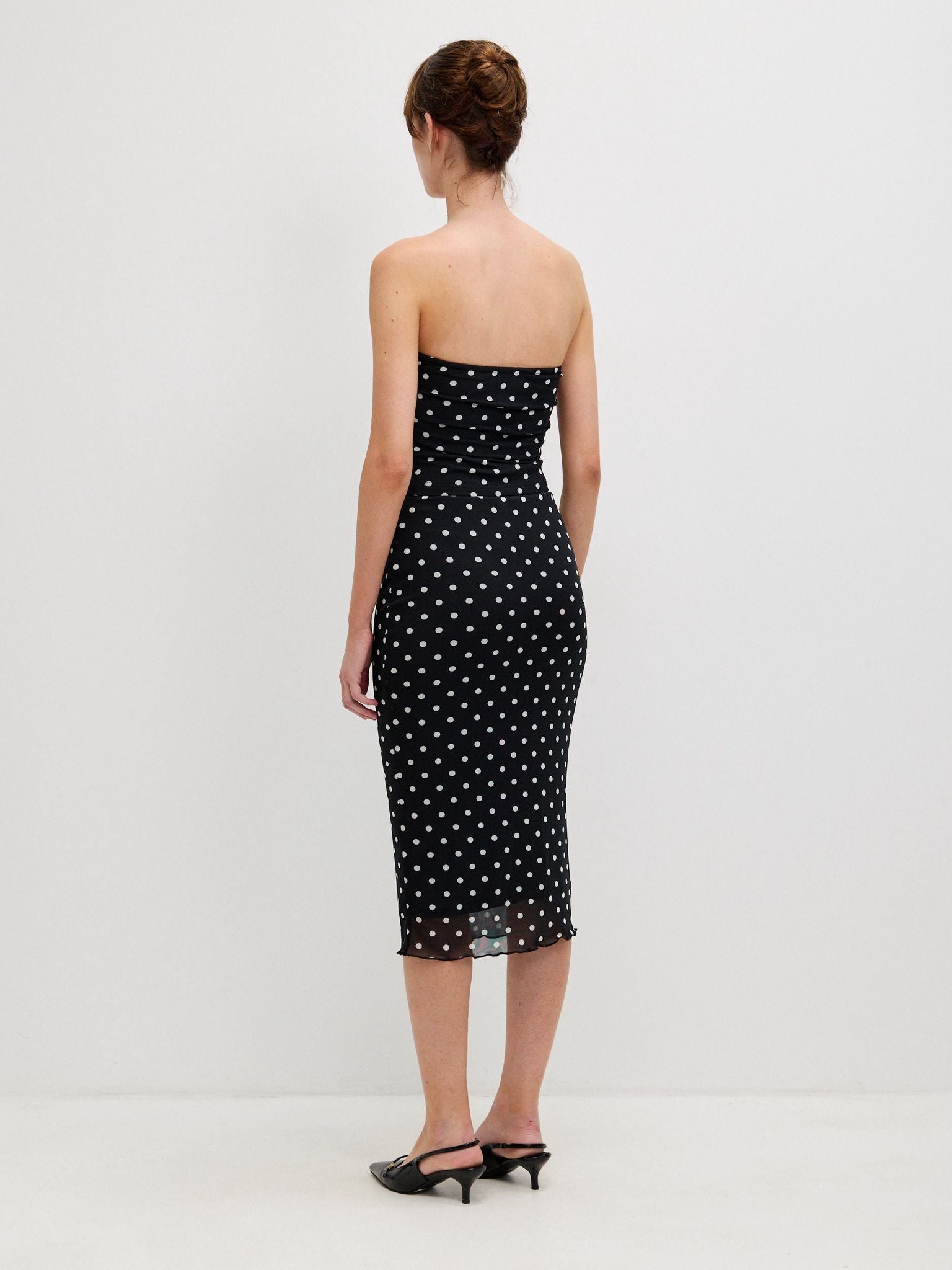 חצאית נקודות אמילי