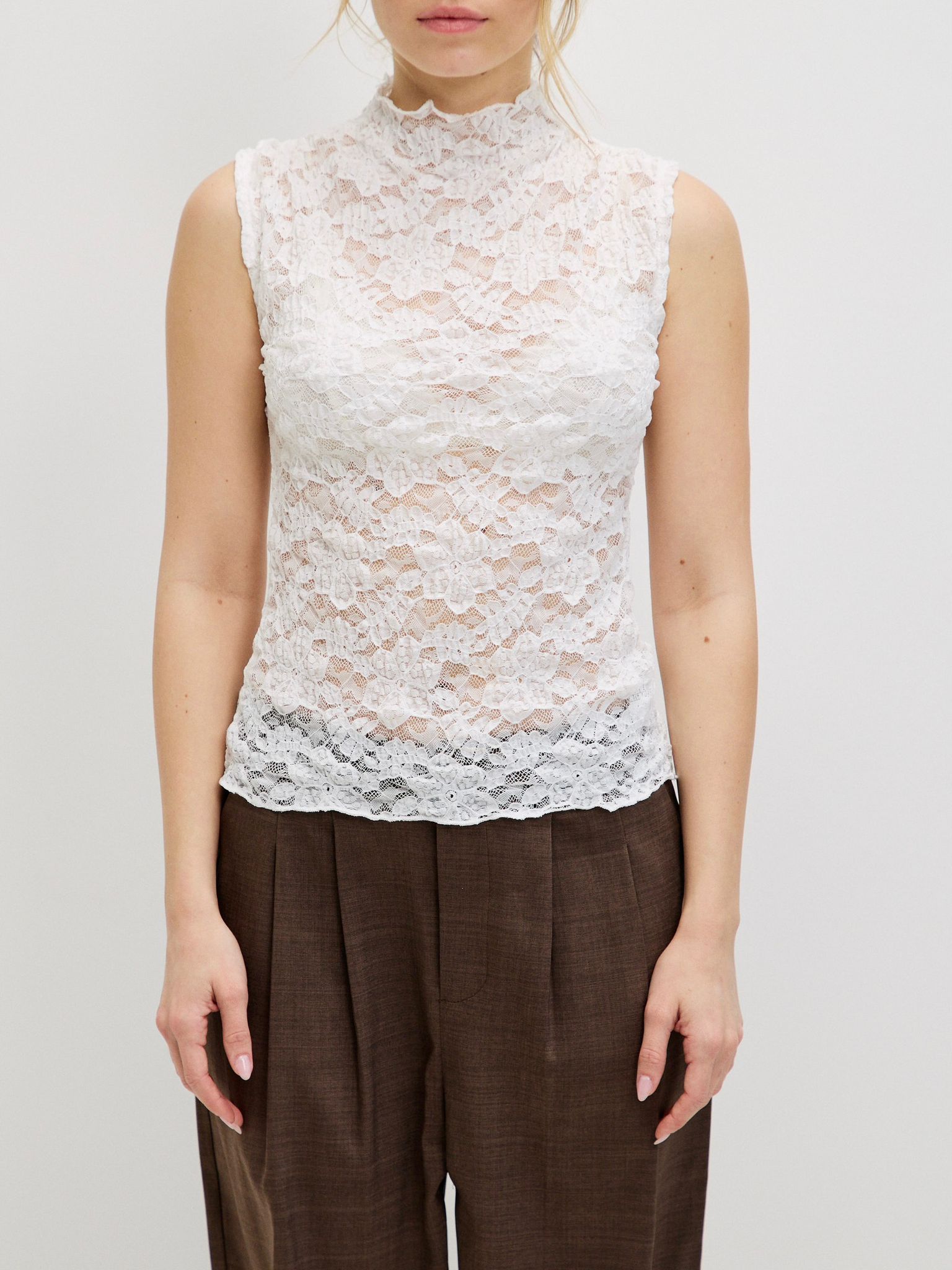 טופ תחרה לני