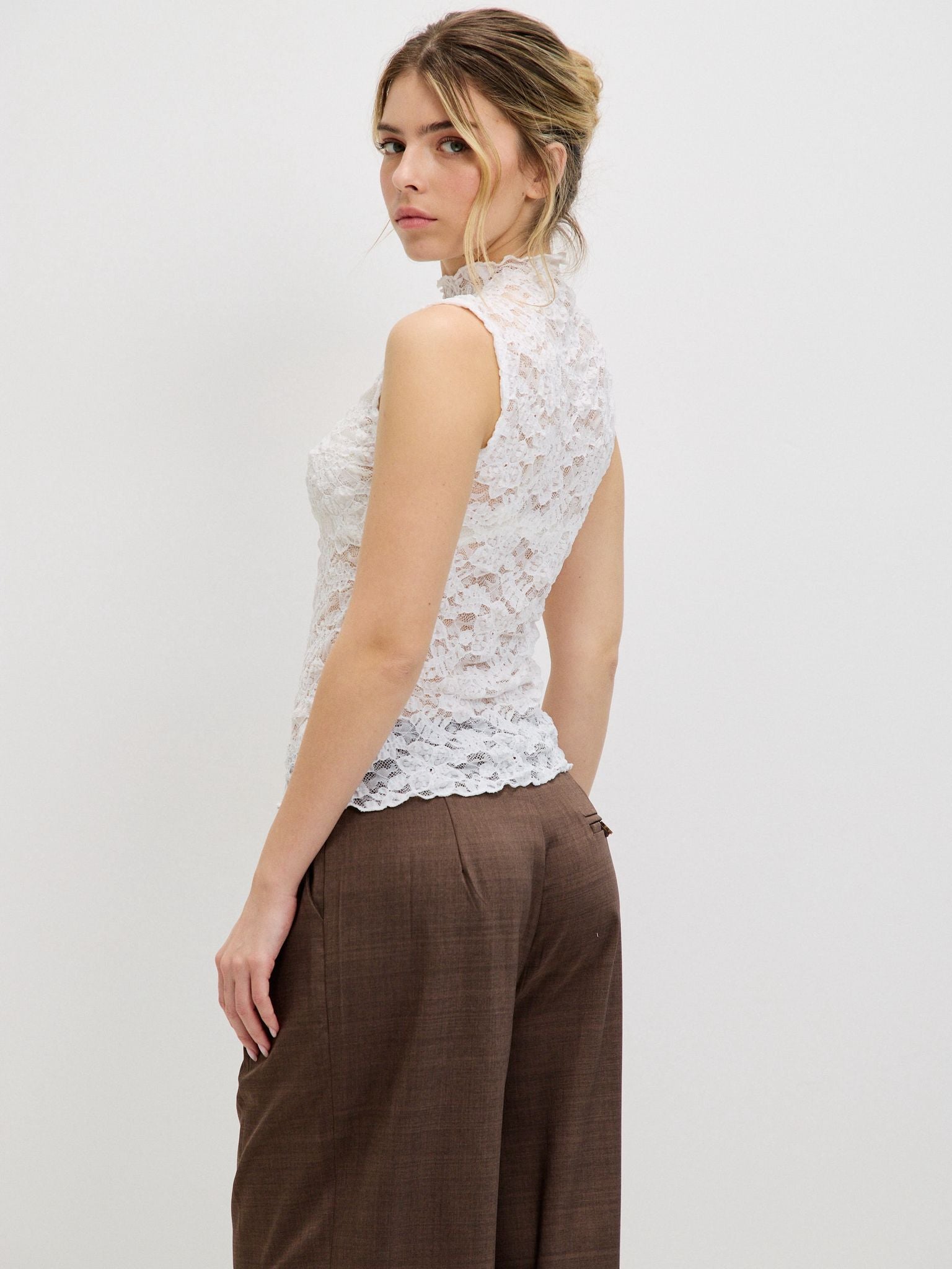 טופ תחרה לני