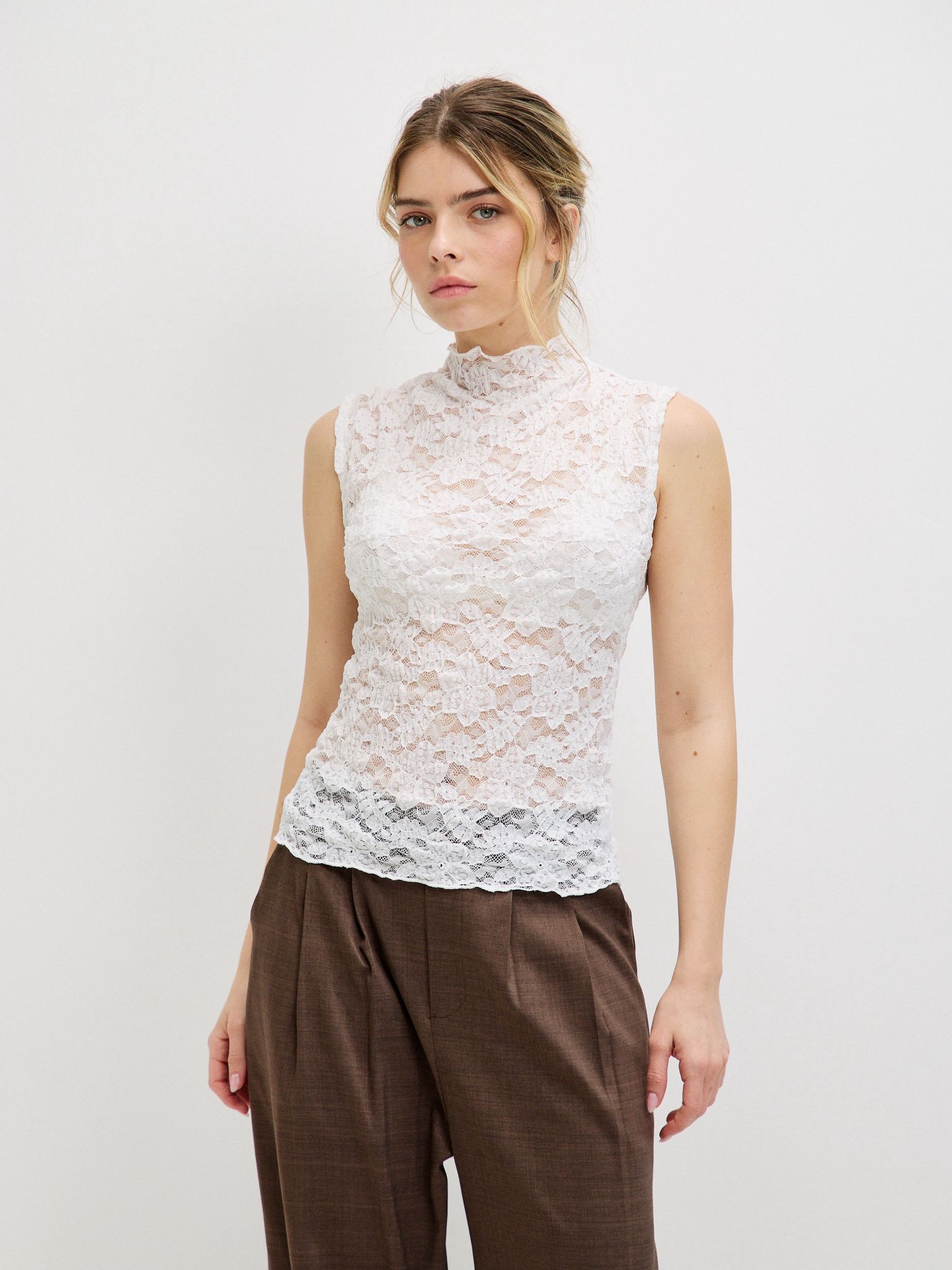 טופ תחרה לני