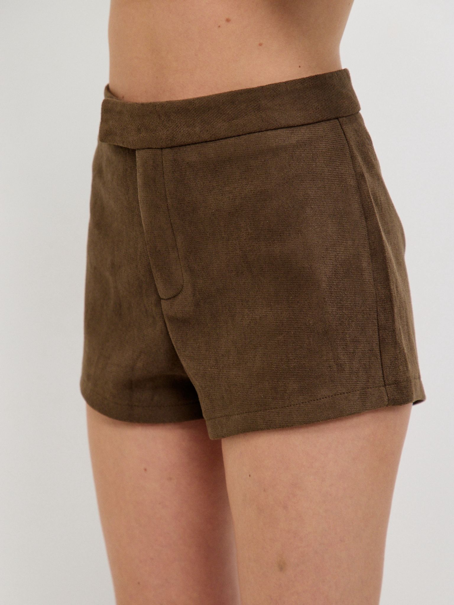 שורט זמש מנואל