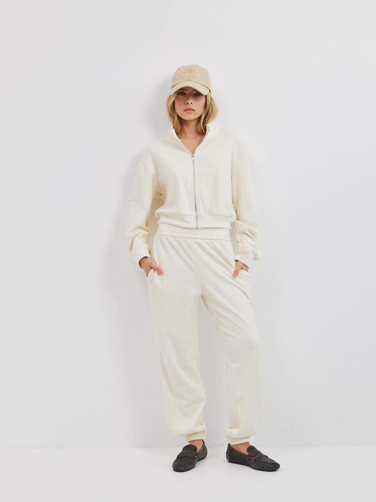 מכנסי פליז אנתוני