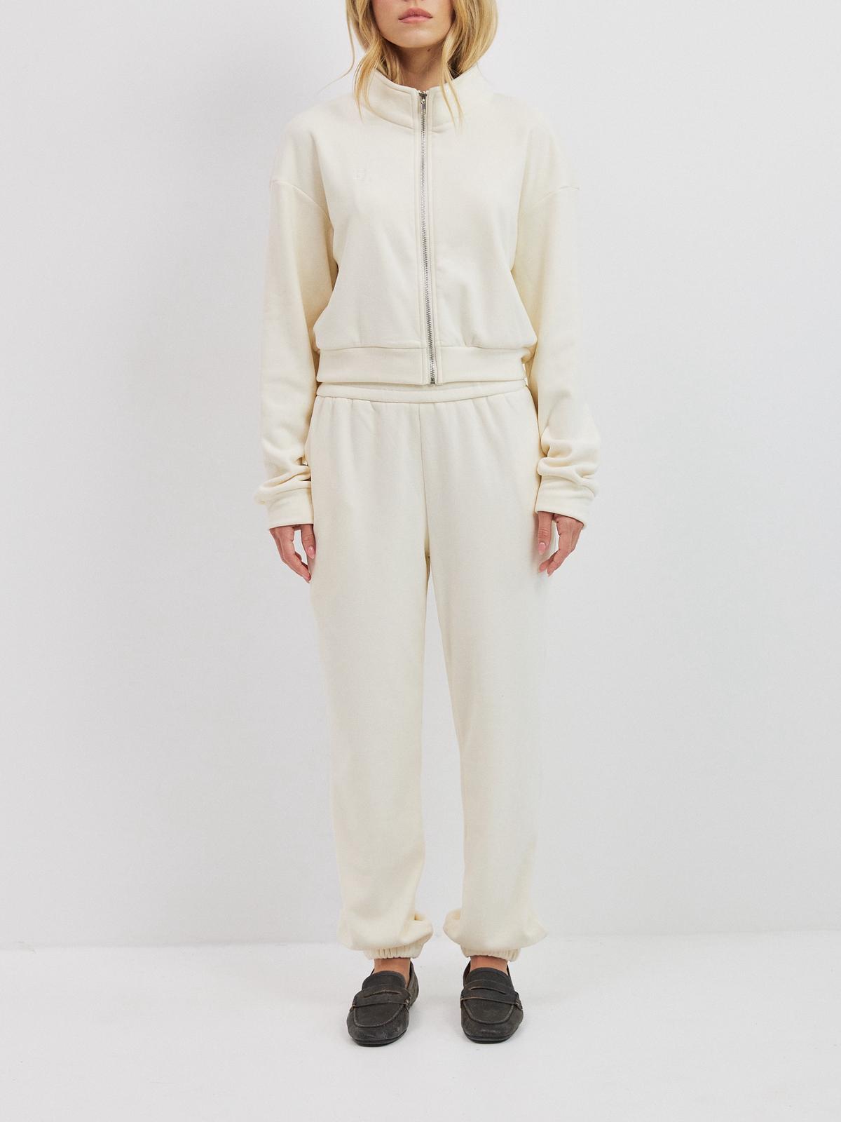 מכנסי פליז אנתוני