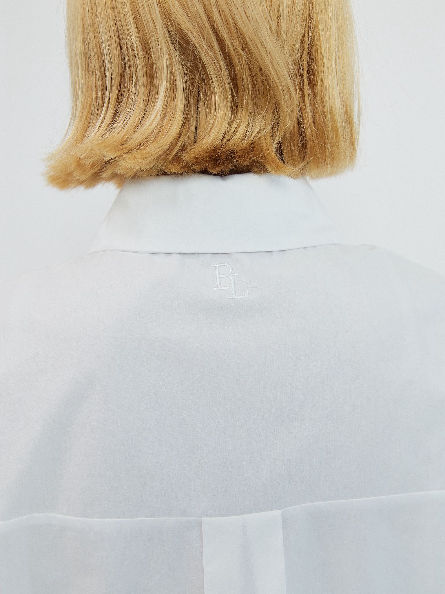 מכופתרת רוברטו