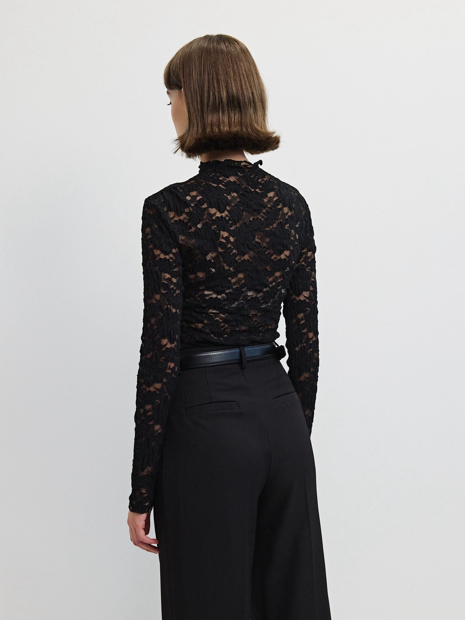 טופ תחרה ויולט