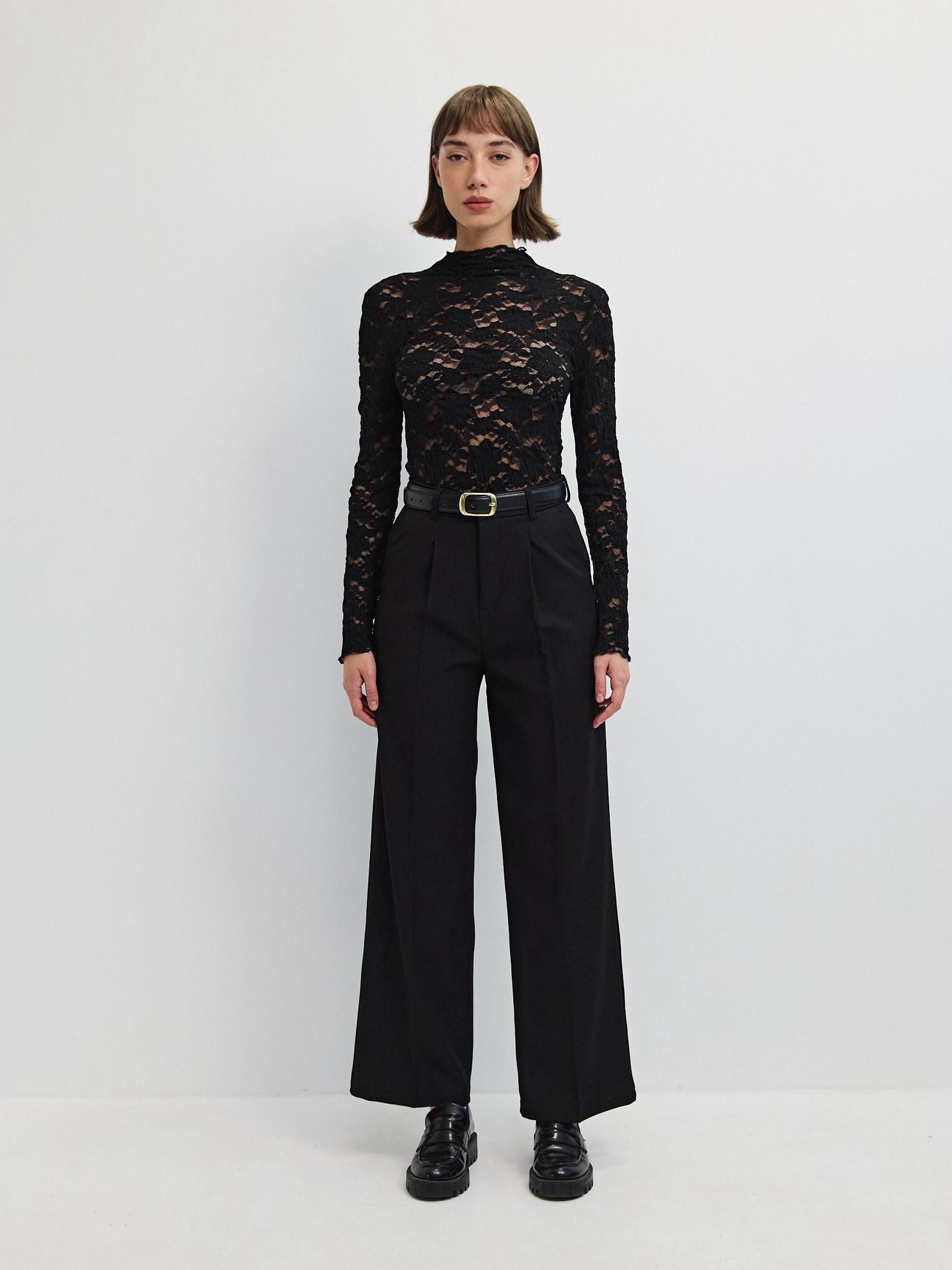 טופ תחרה ויולט