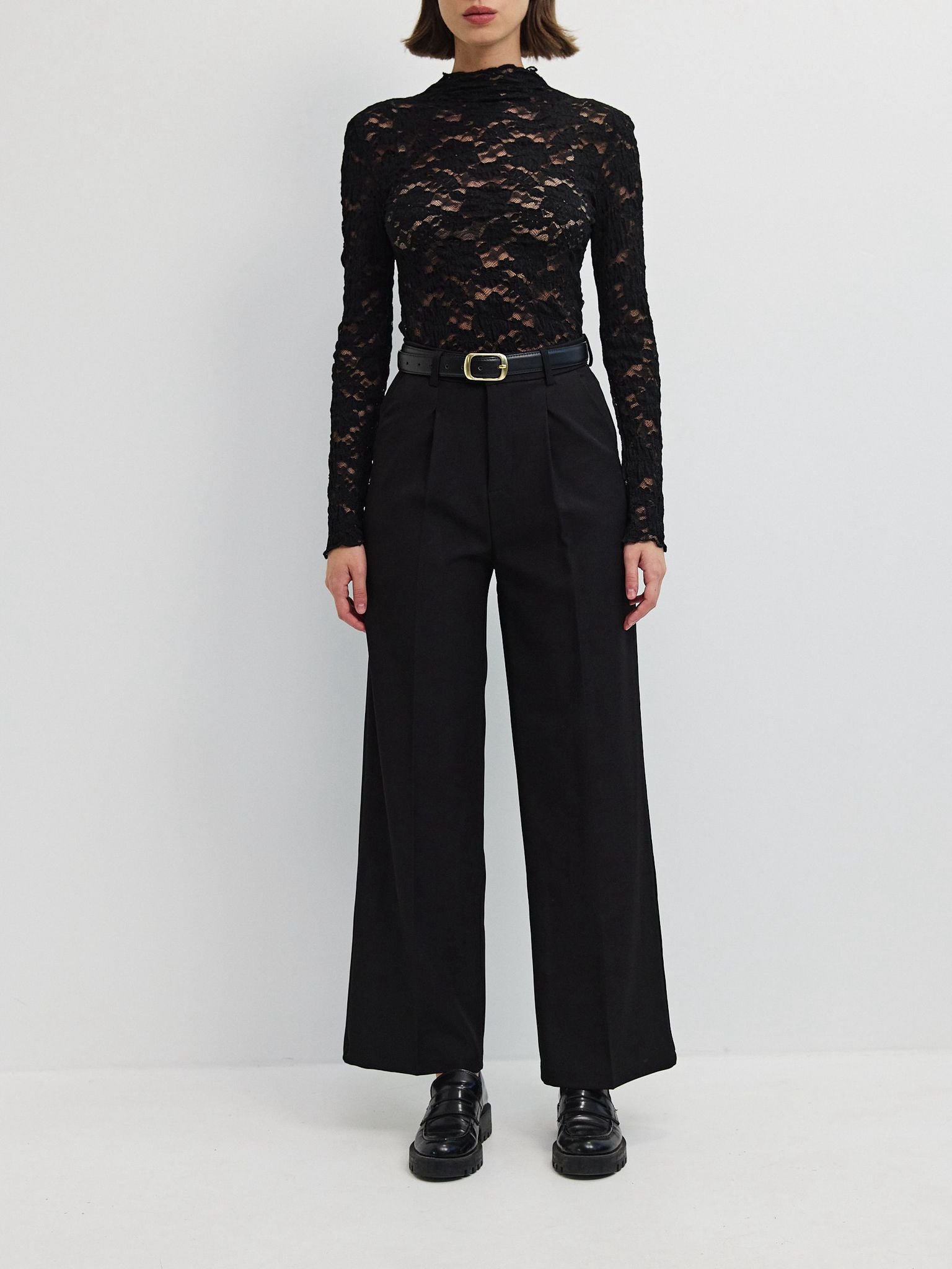 טופ תחרה ויולט