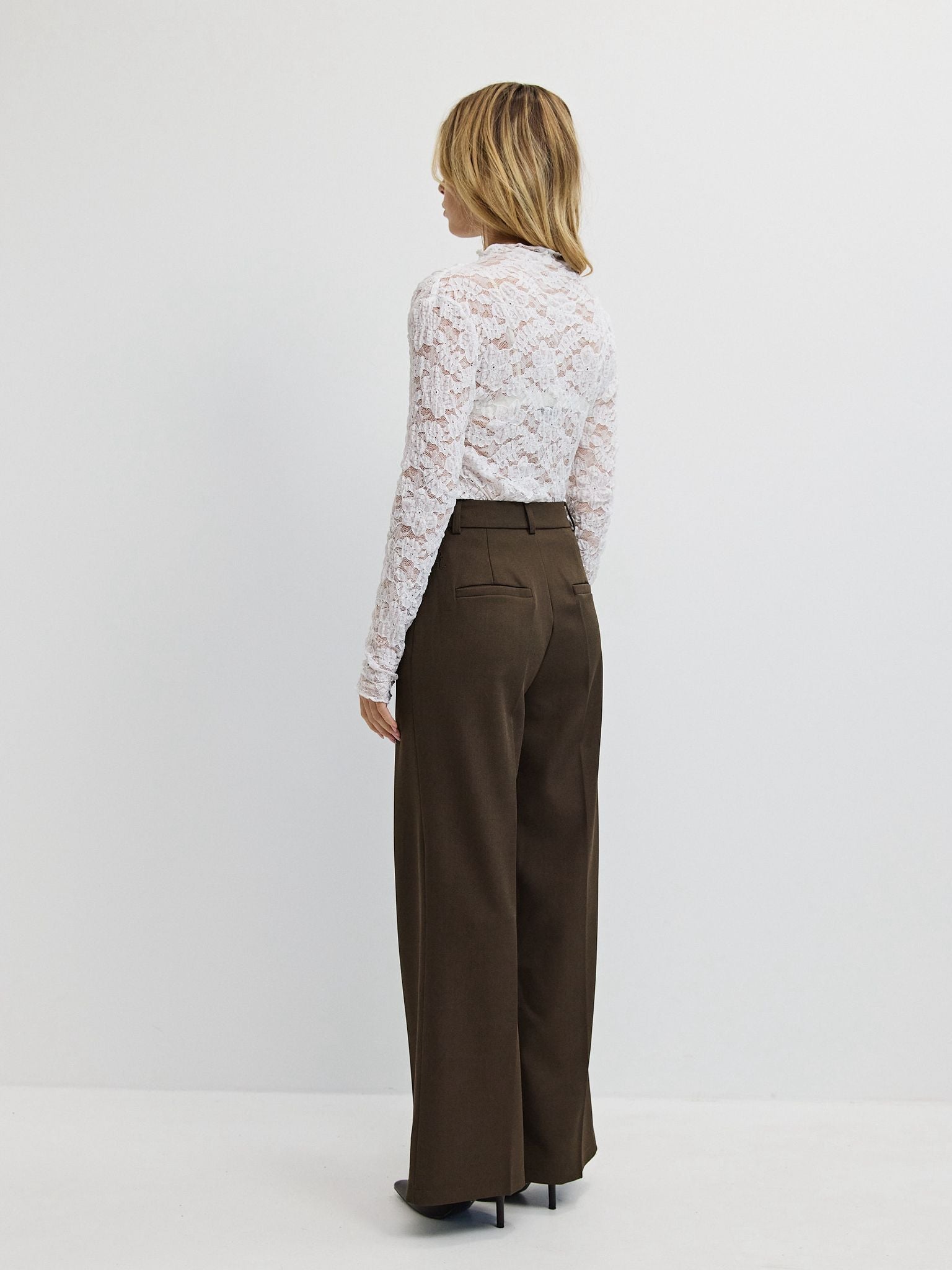 טופ תחרה ויולט