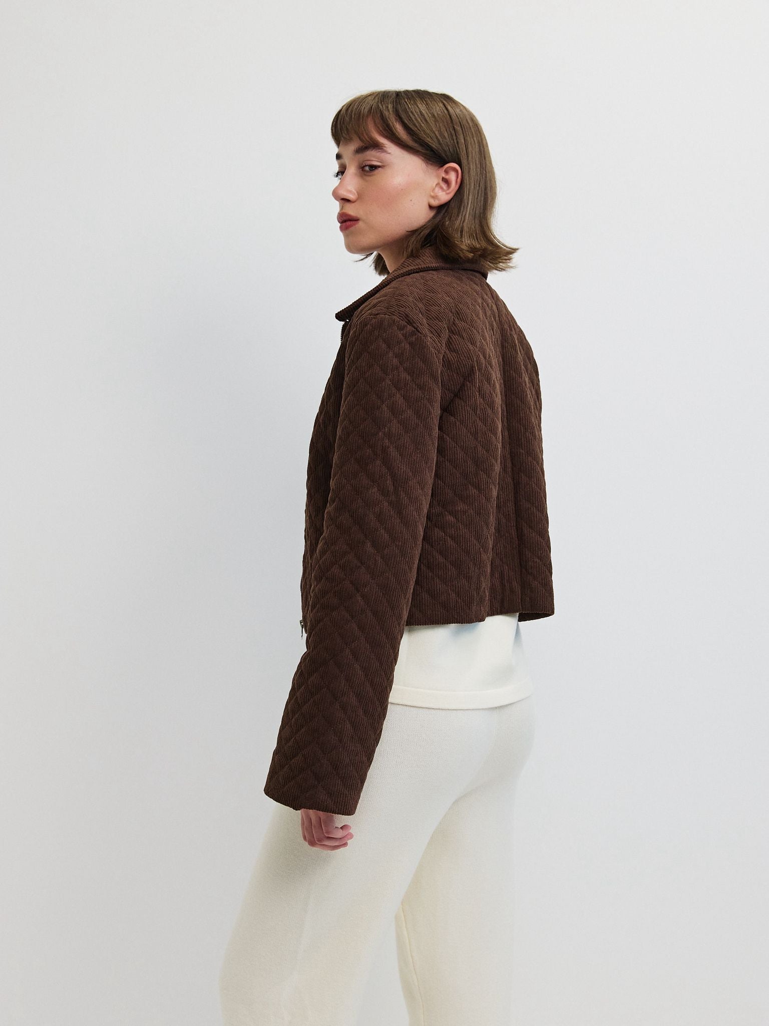 ג׳קט קווילט אנזו