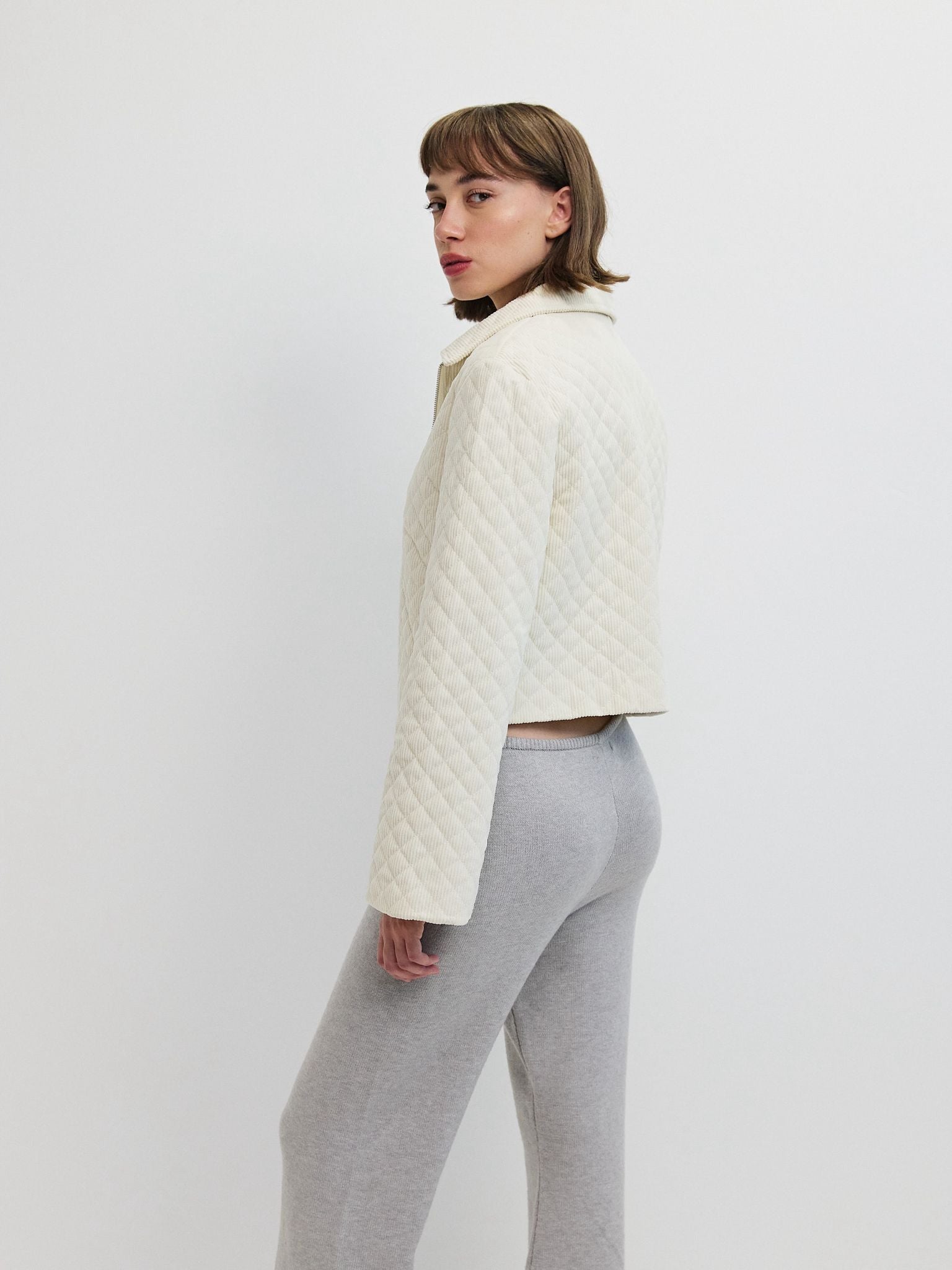 ג׳קט קווילט אנזו