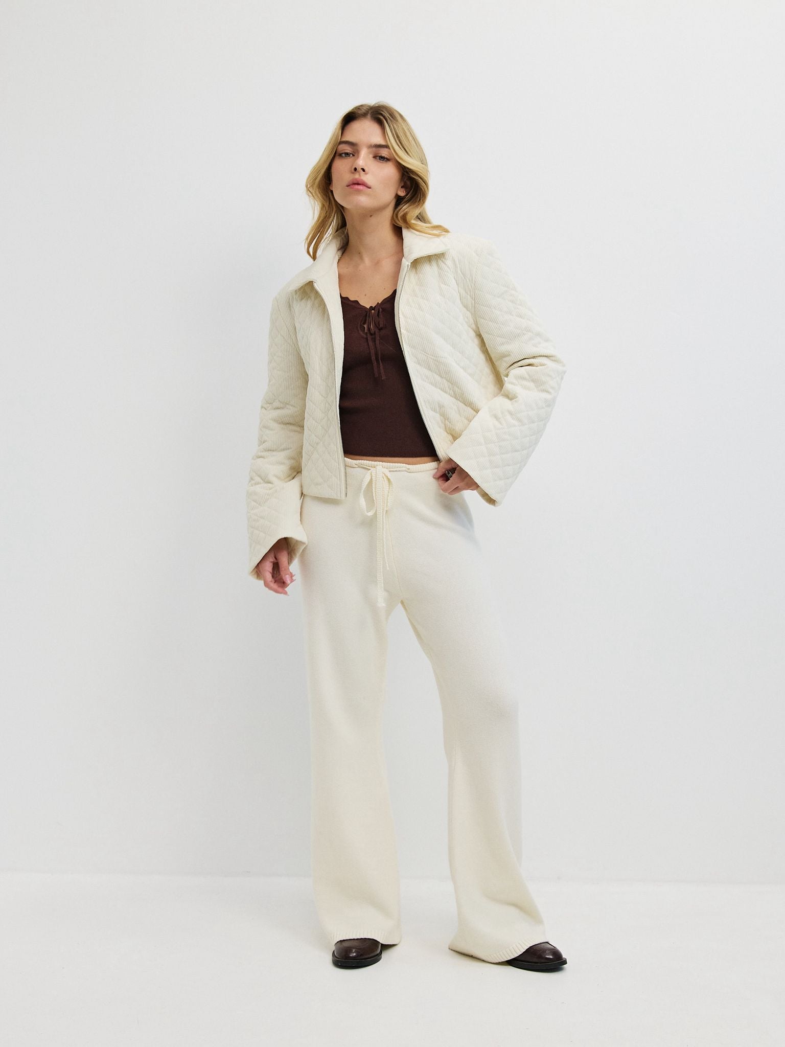 מכנסי סריג קודי