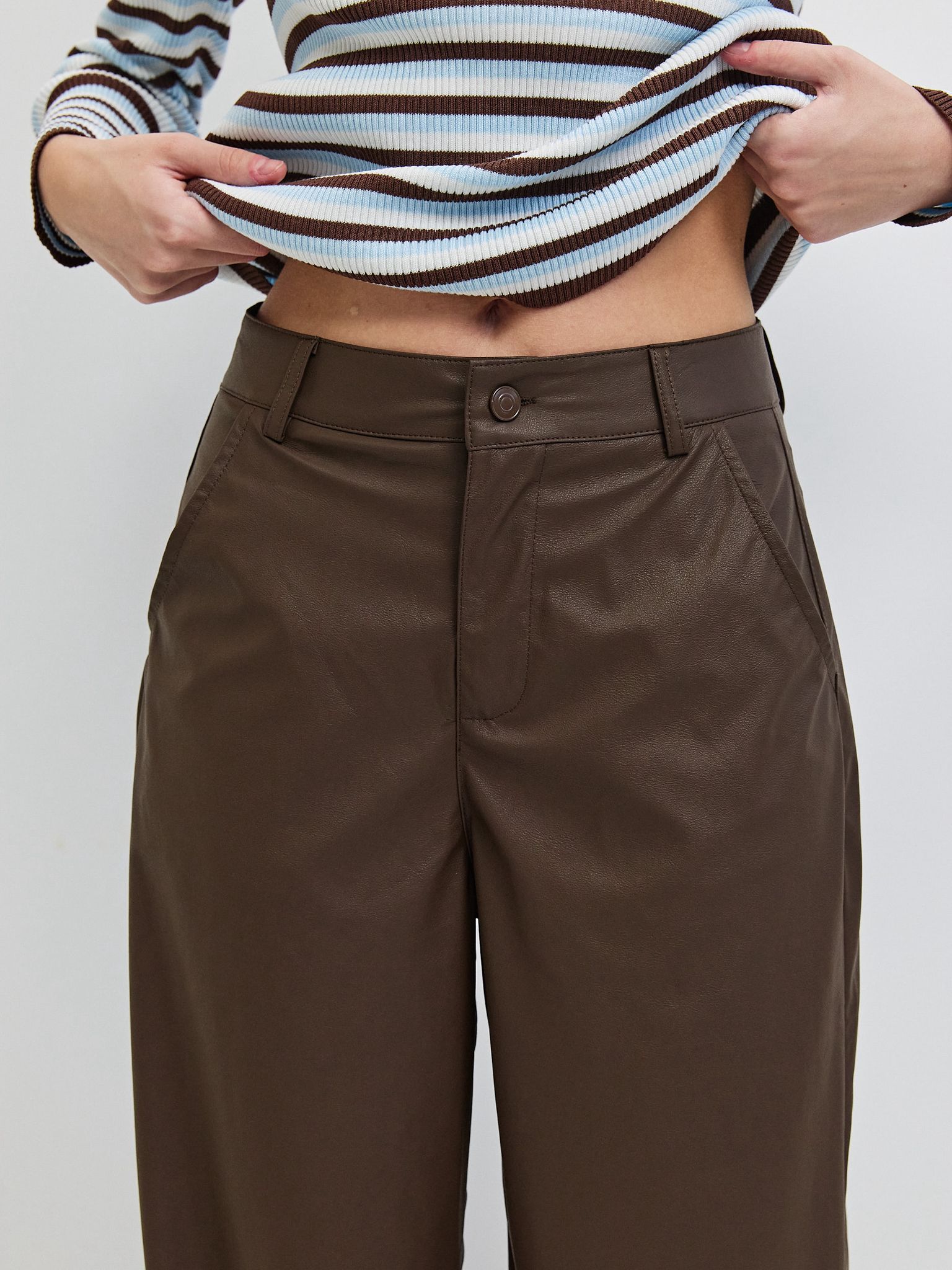 מכנסי דמוי עור טיילר