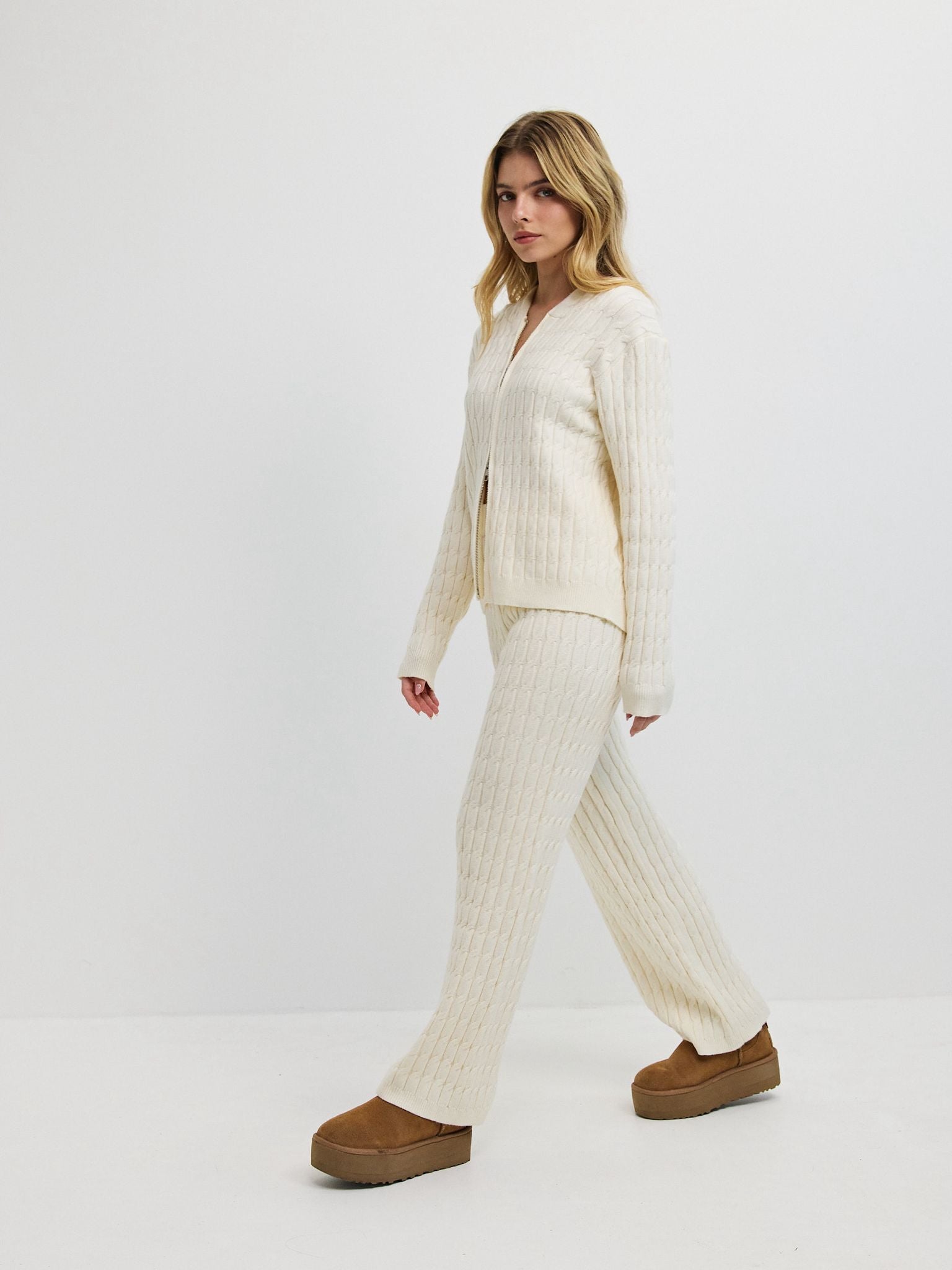 מכנסי סריג דה נירו