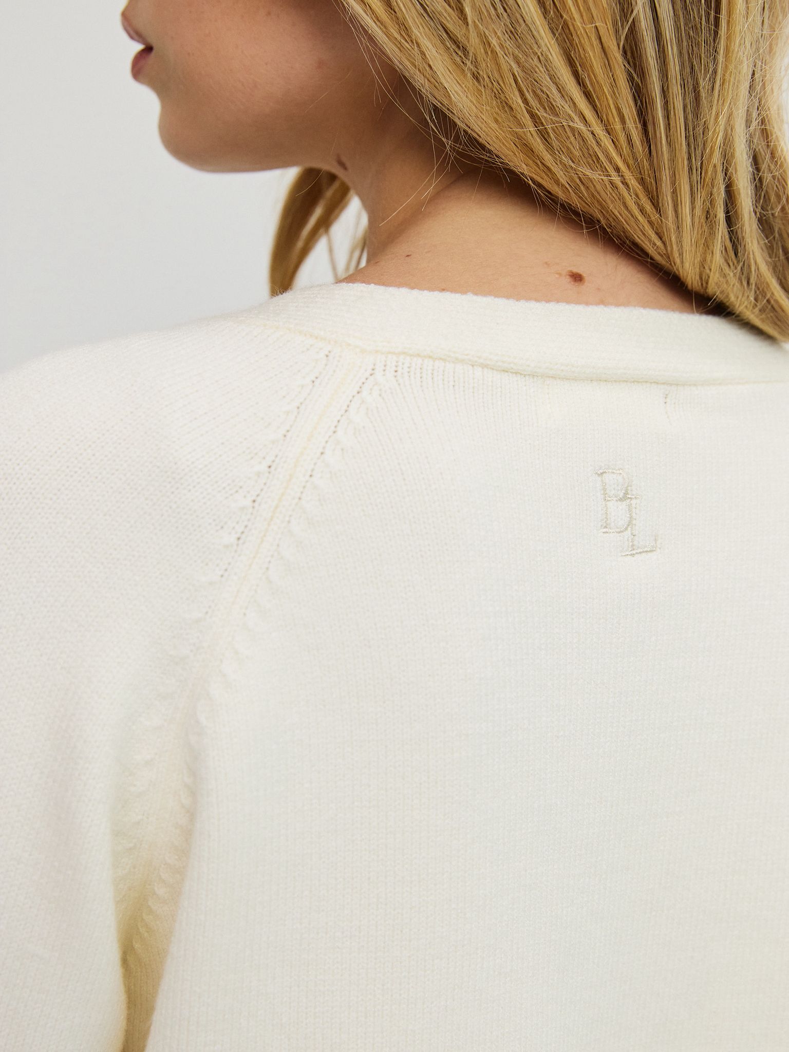 קרדיגן סריג ניקולאס