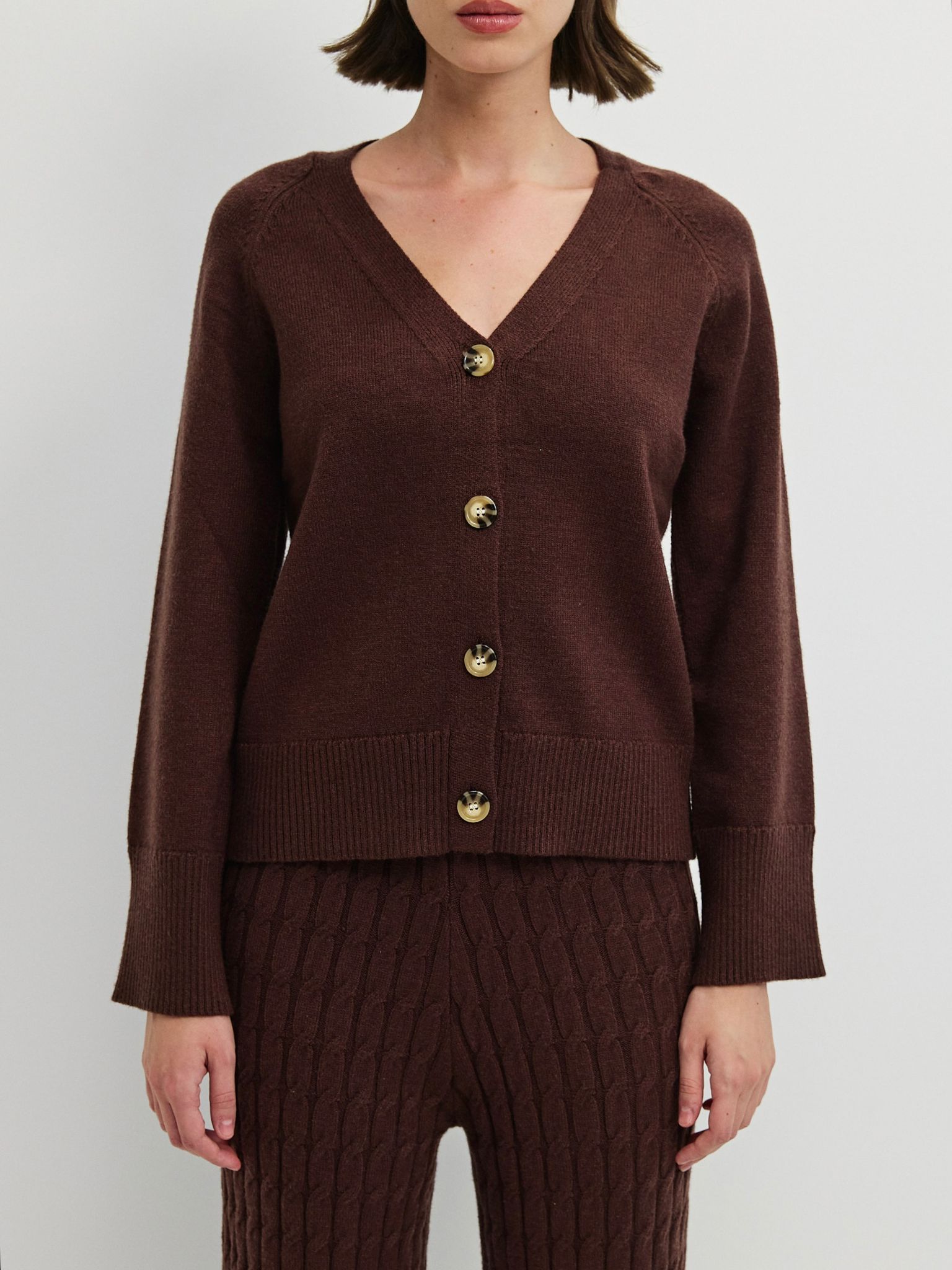 קרדיגן סריג ניקולאס