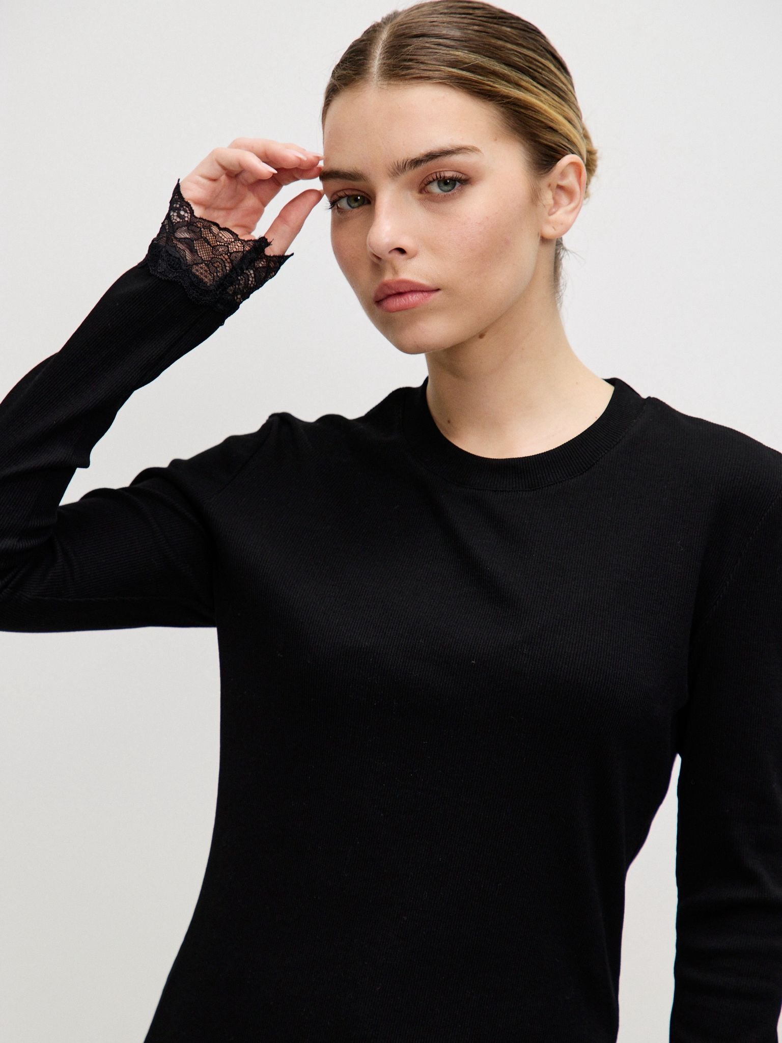 טופ איב תחרה