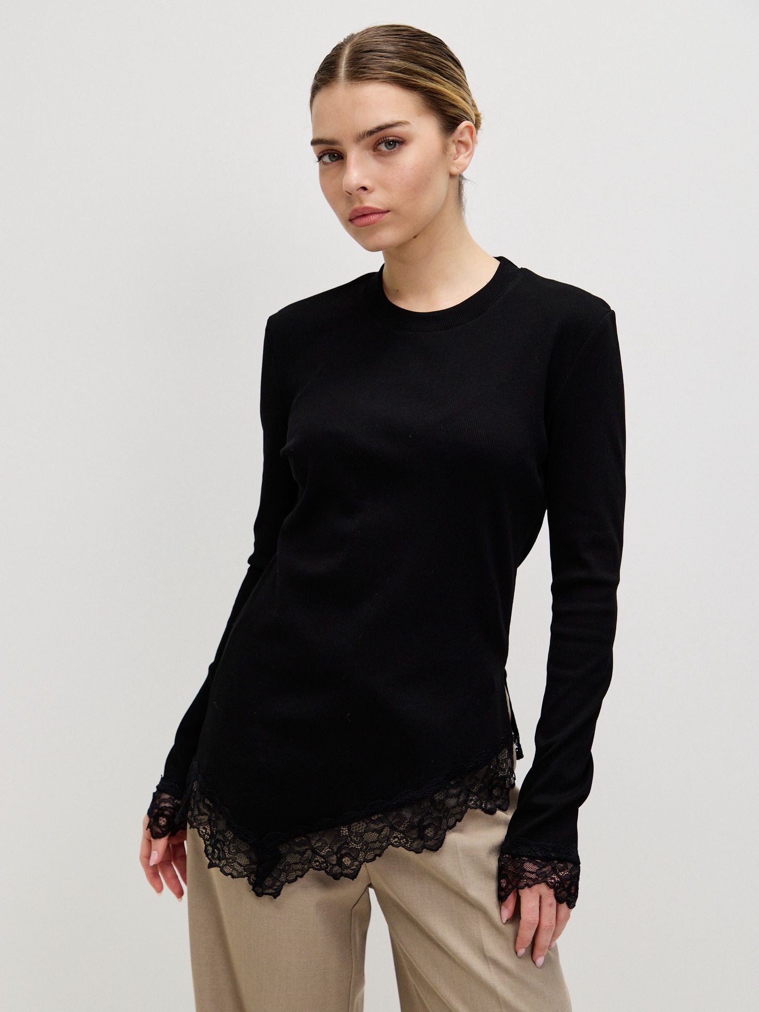 טופ איב תחרה