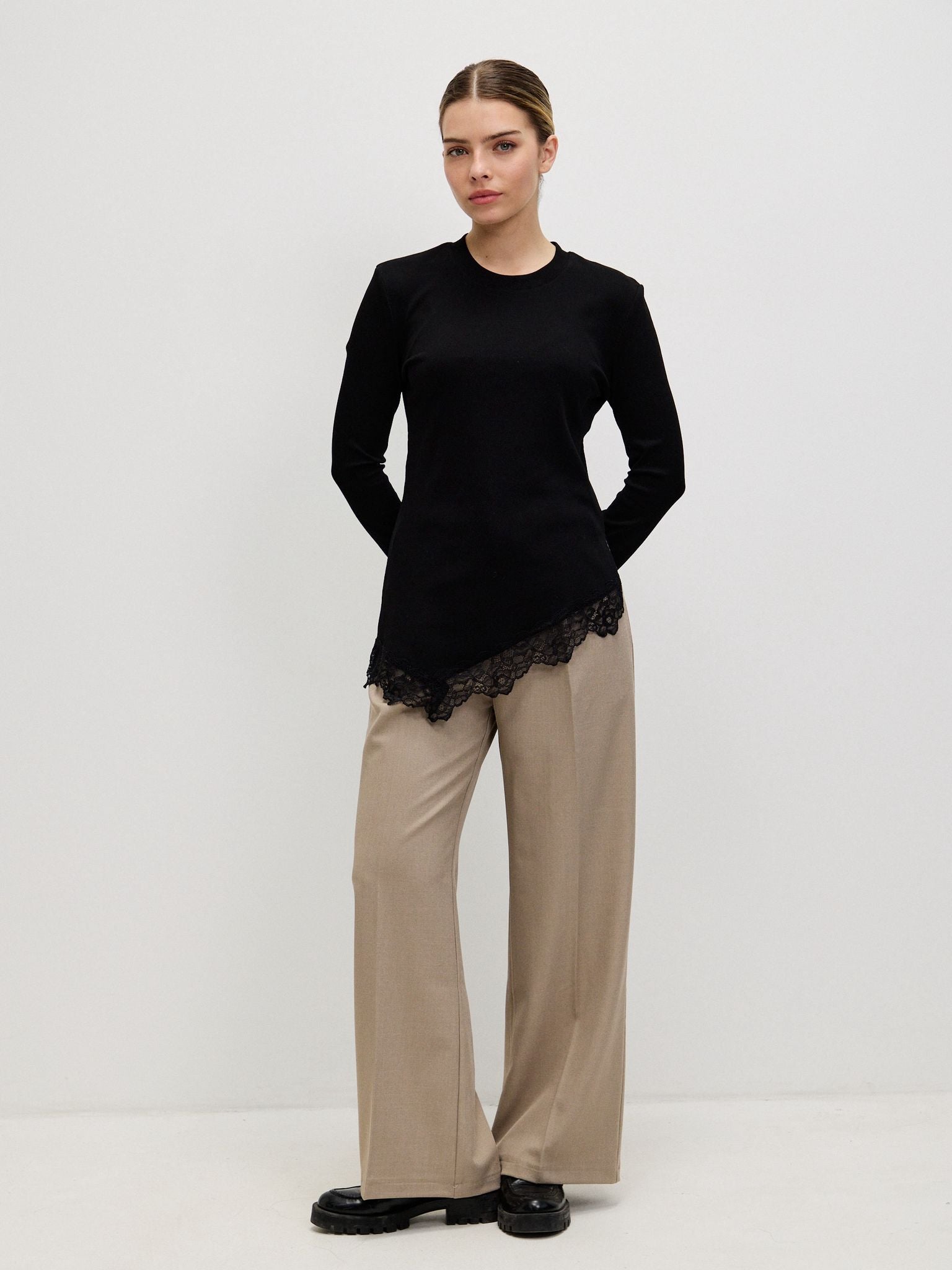 טופ איב תחרה