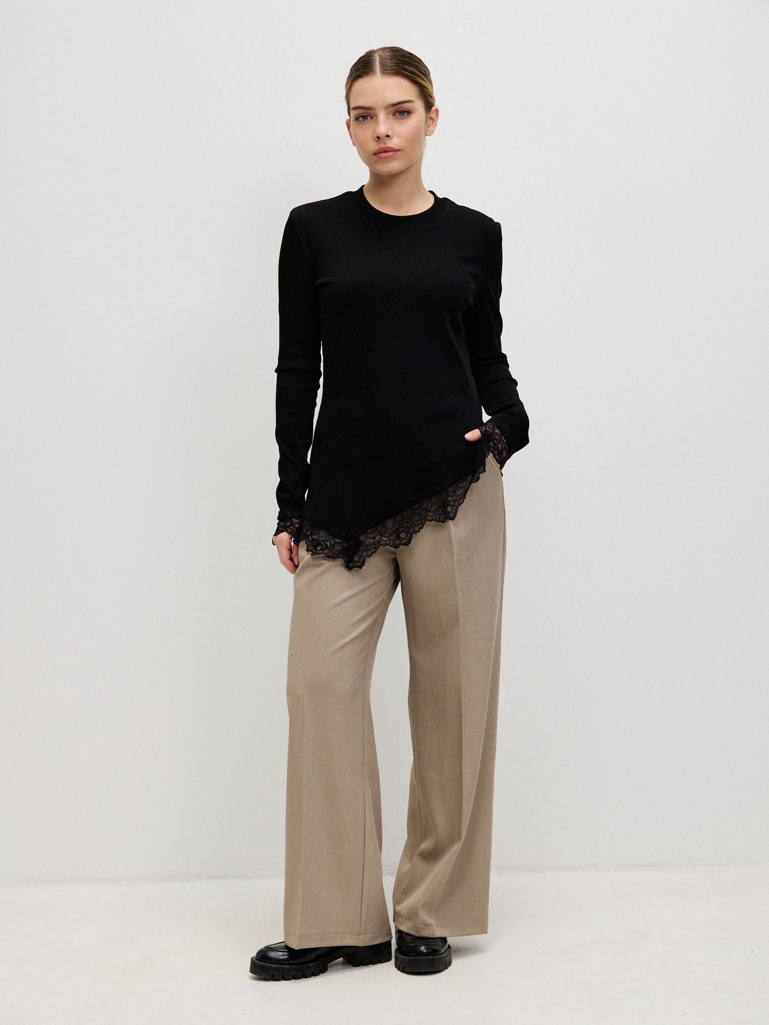 טופ איב תחרה