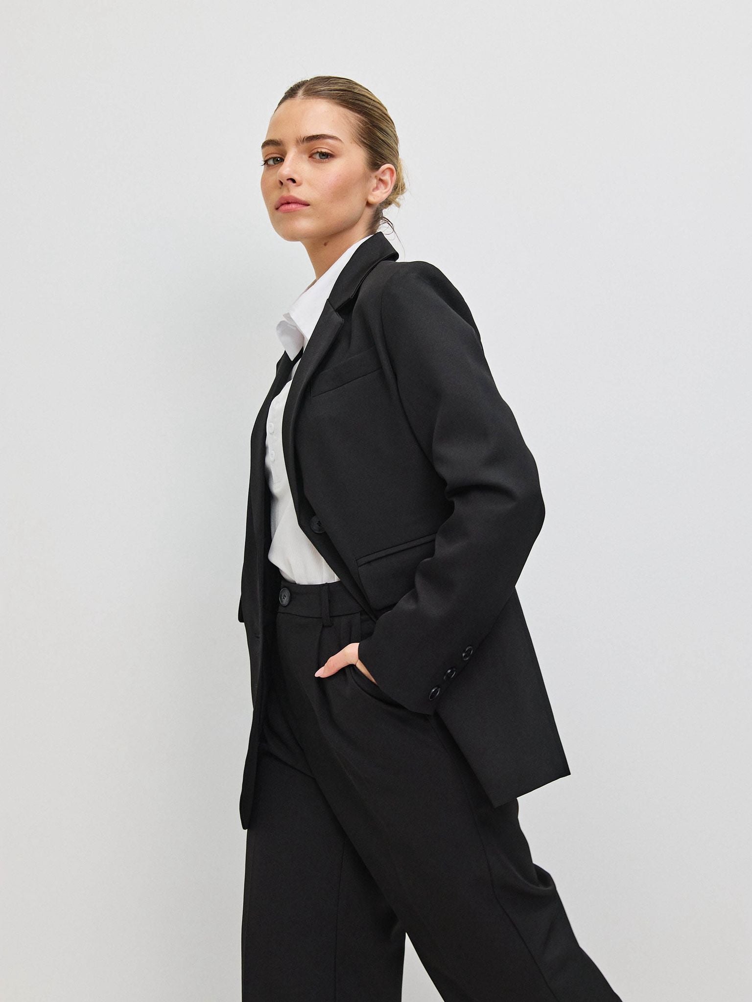 בלייזר ווסט