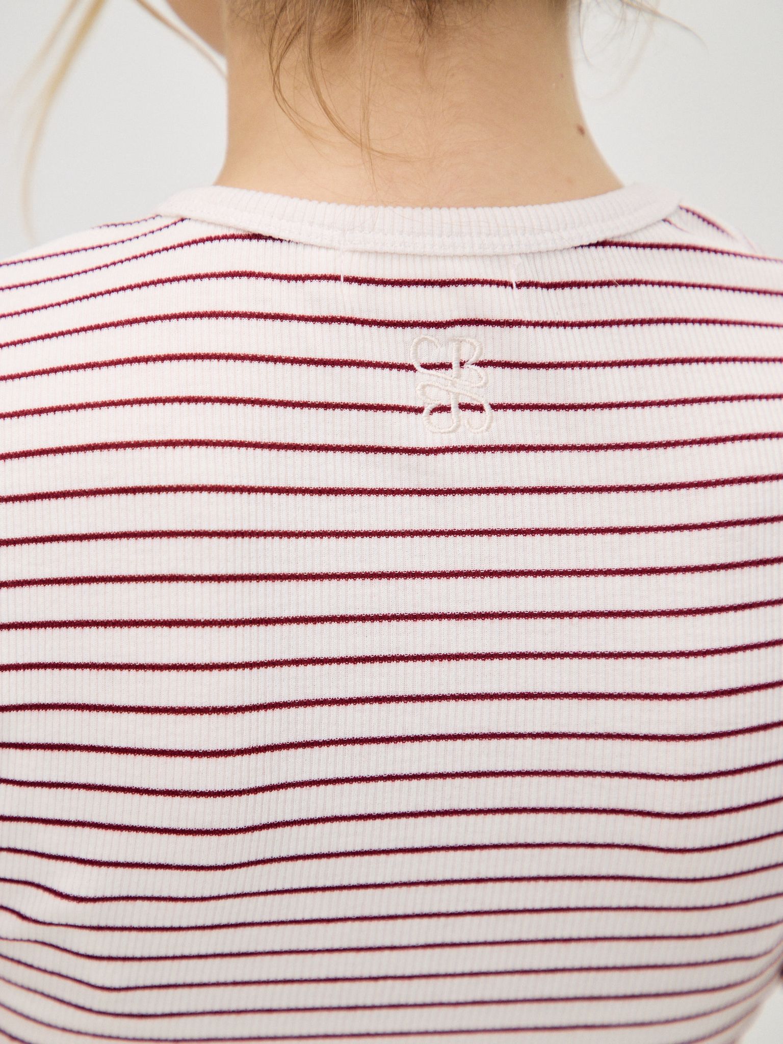 טופ אפריל פסים