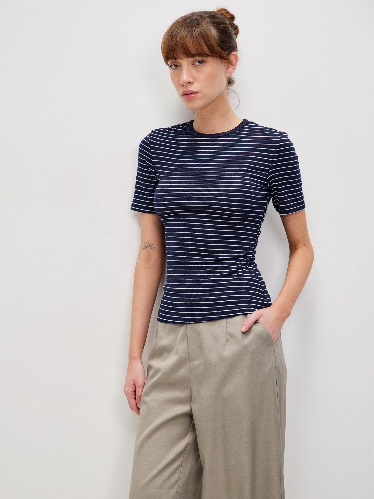 טופ אפריל פסים