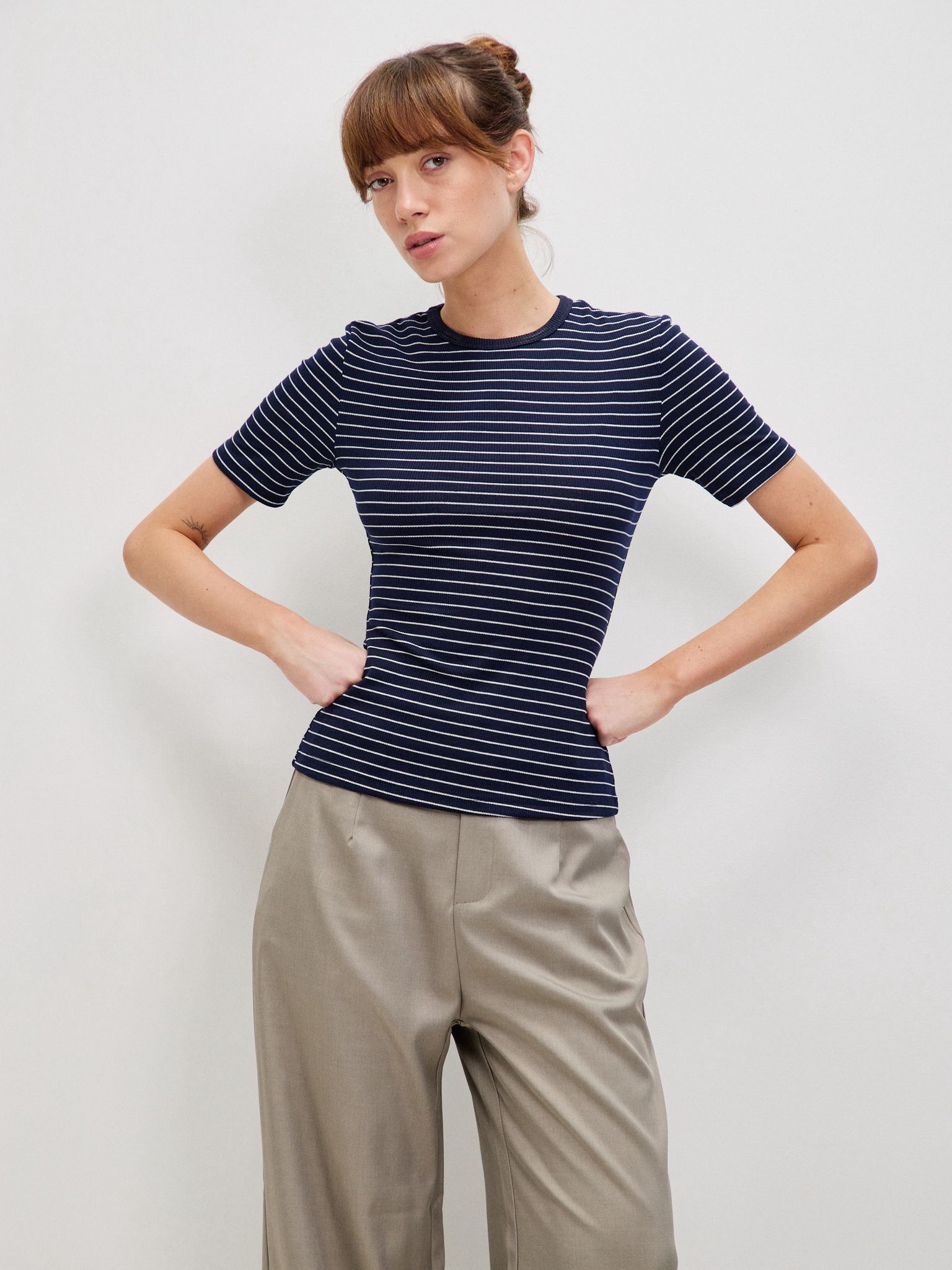 טופ אפריל פסים