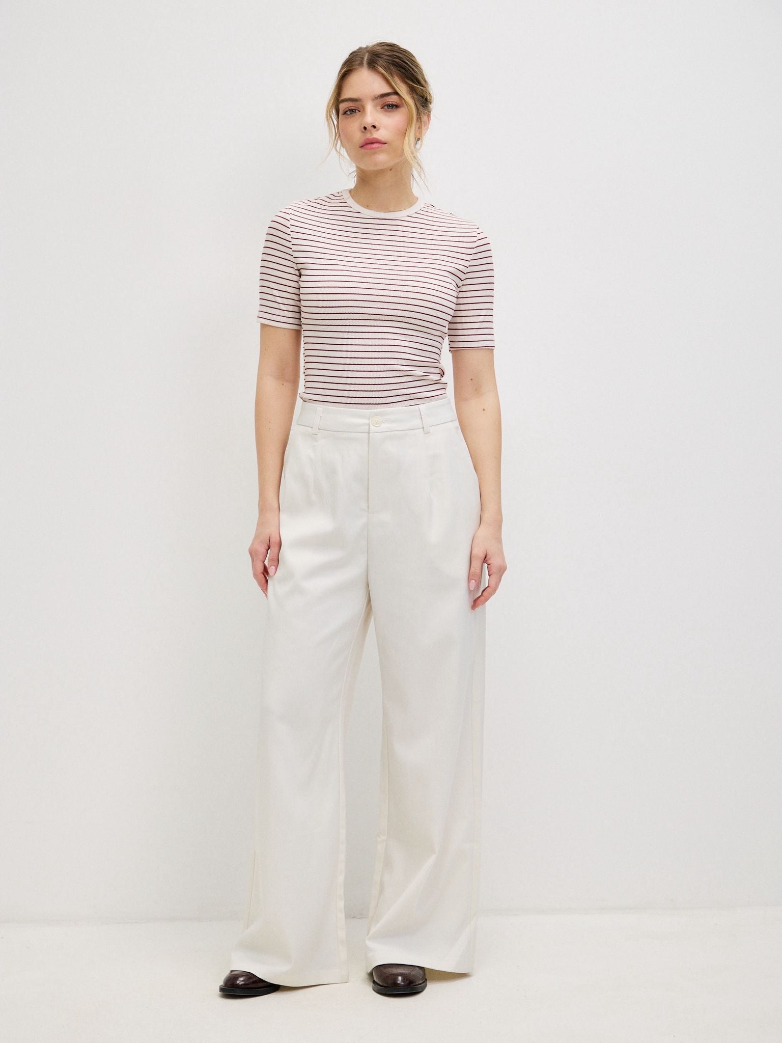 מכנסי סיימון