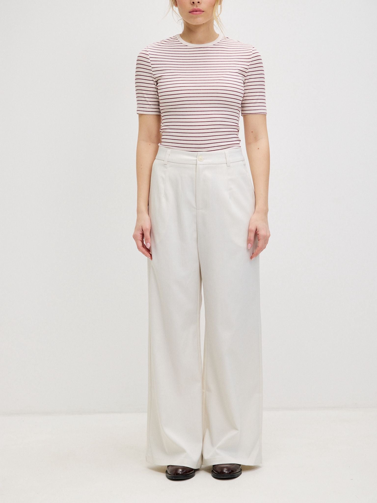 מכנסי סיימון