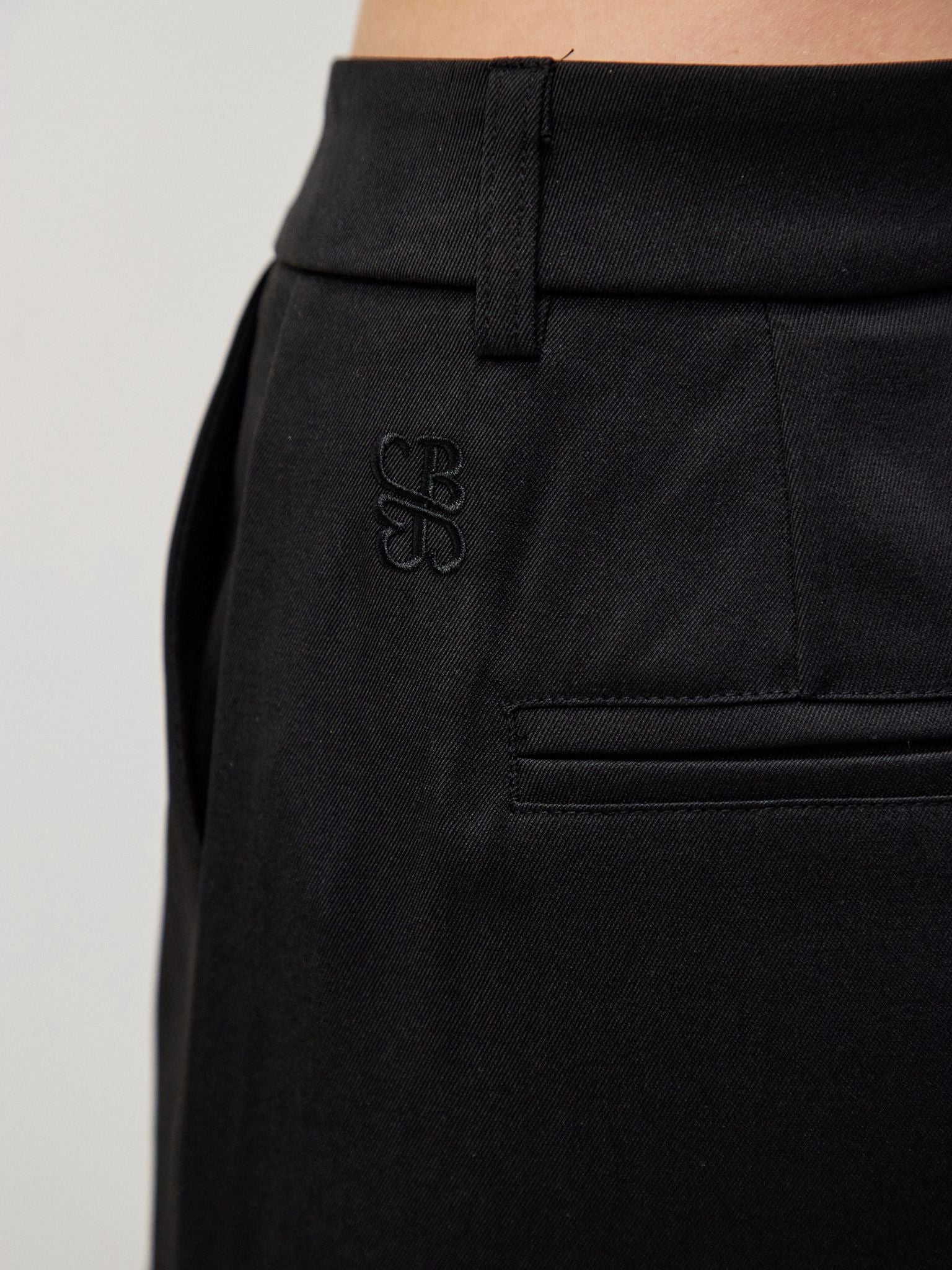 מכנסי סיימון