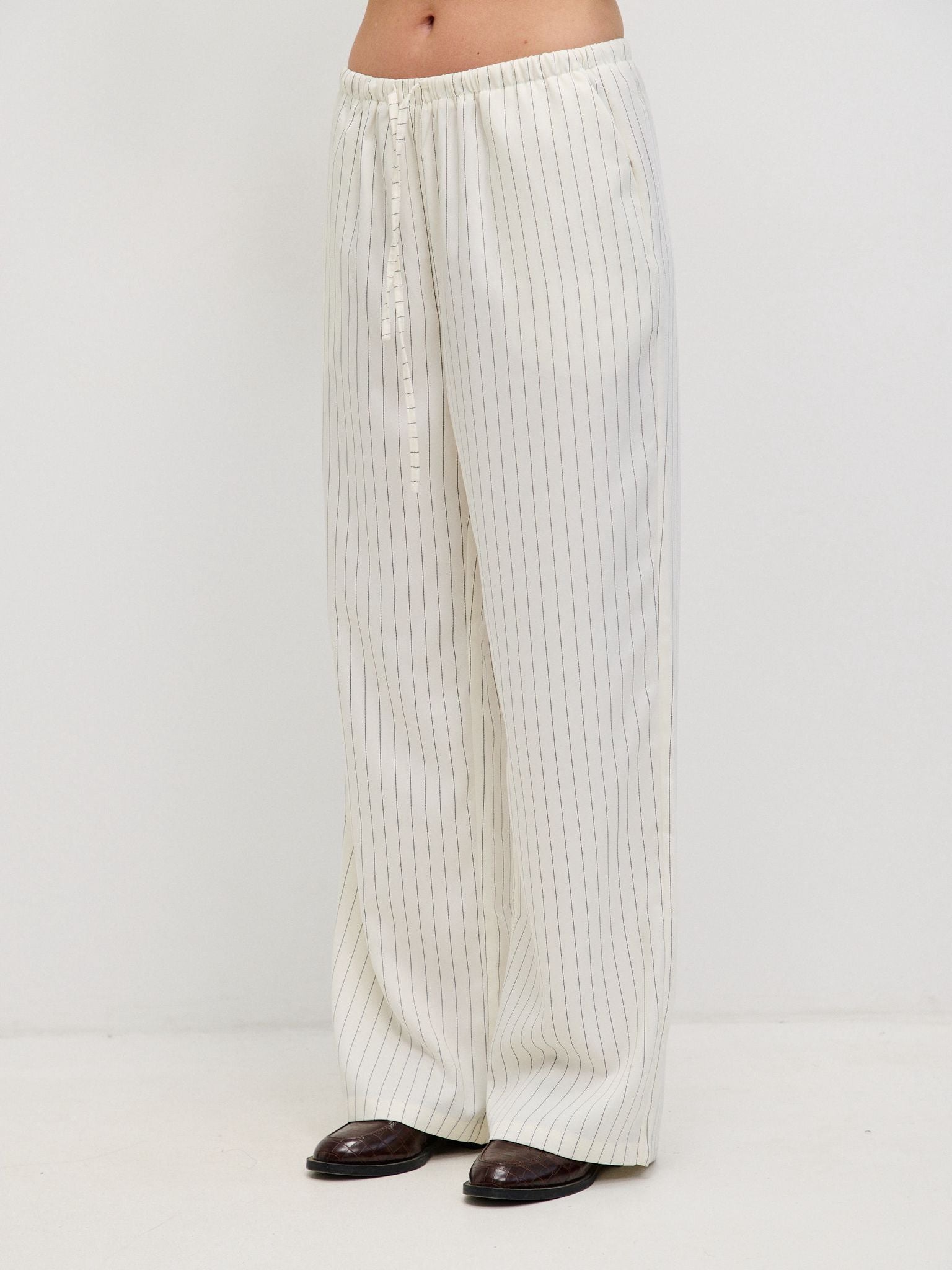 מכנסי טובי פסים