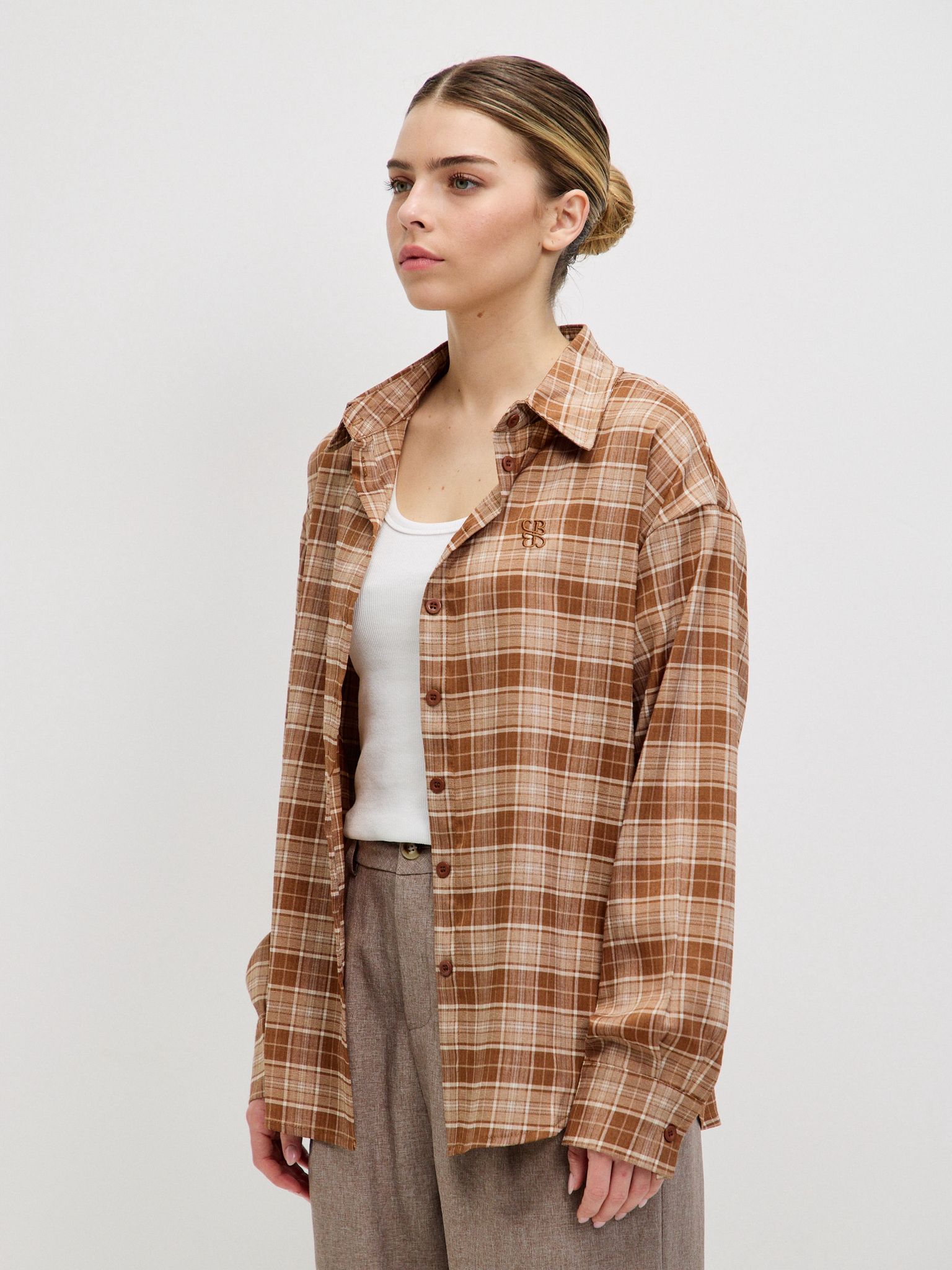 מכופתרת תומאס משבצות