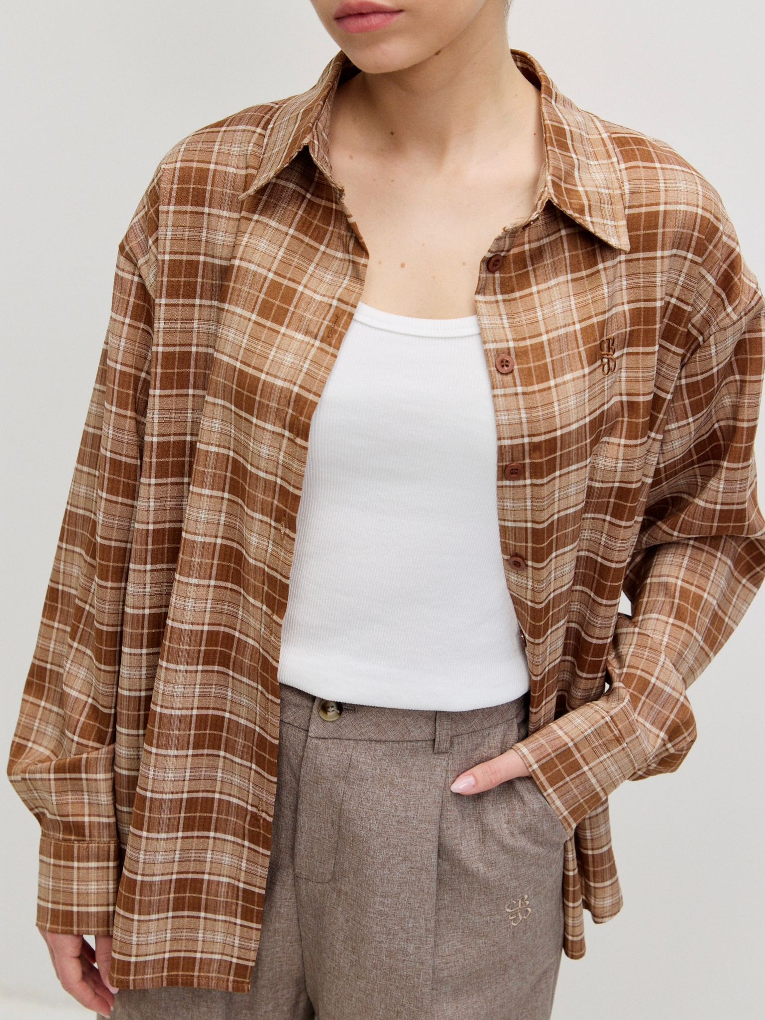 מכופתרת תומאס משבצות