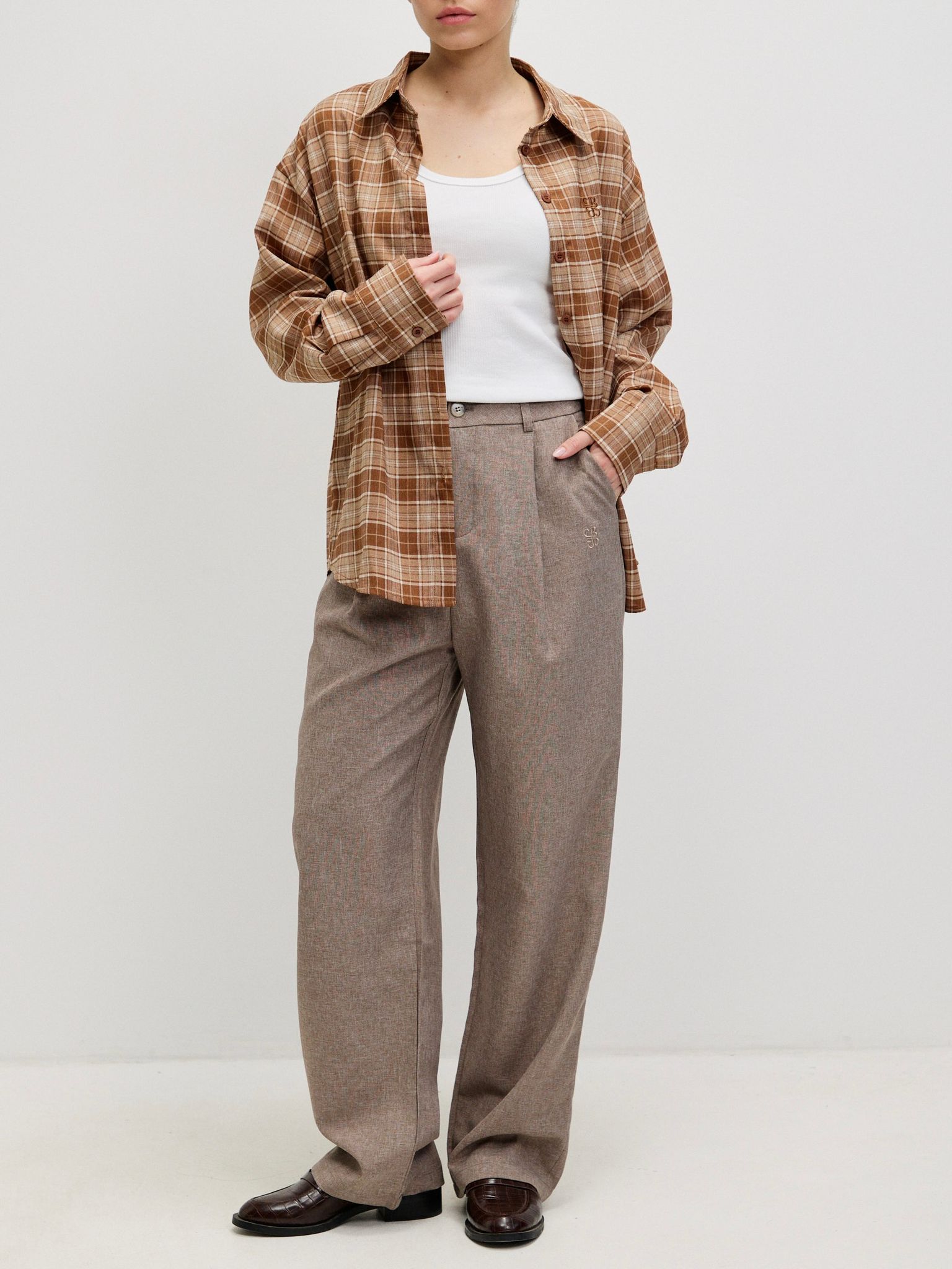 מכופתרת תומאס משבצות