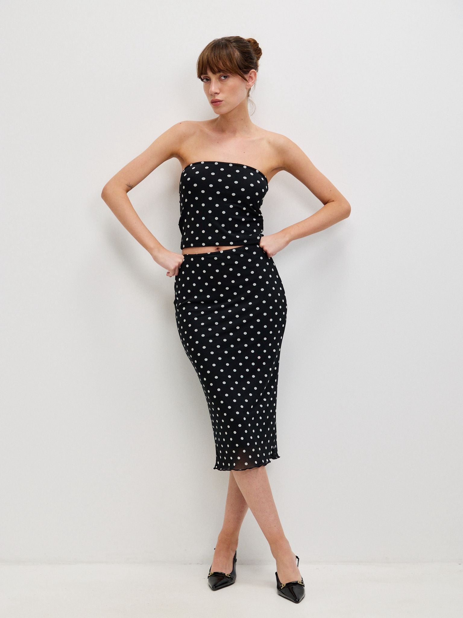 חצאית נקודות אמילי