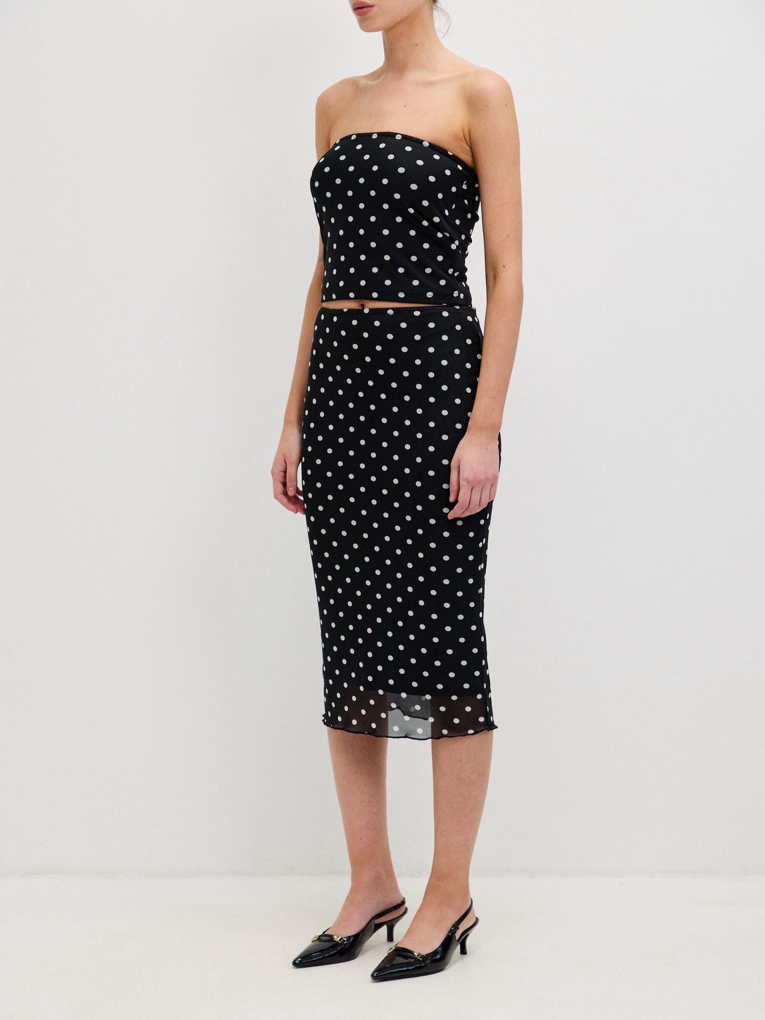 חצאית נקודות אמילי