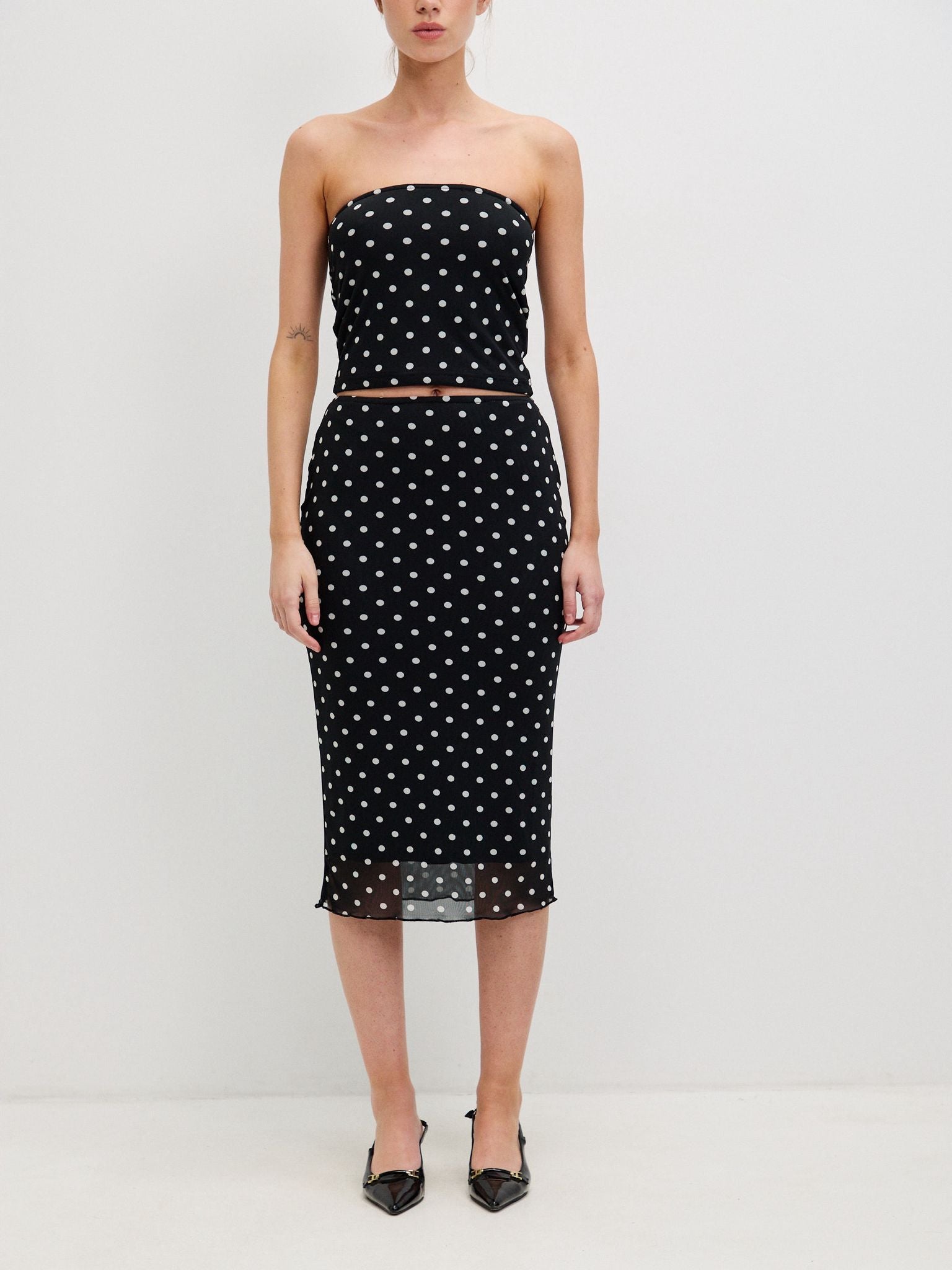 חצאית נקודות אמילי