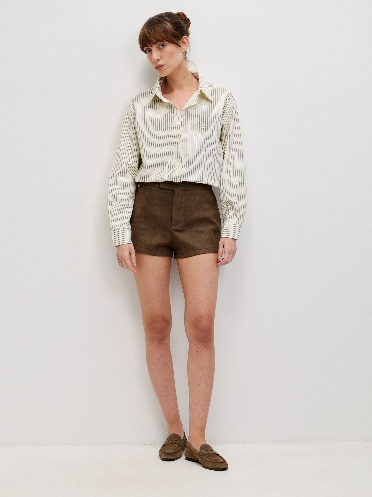 שורט זמש מנואל