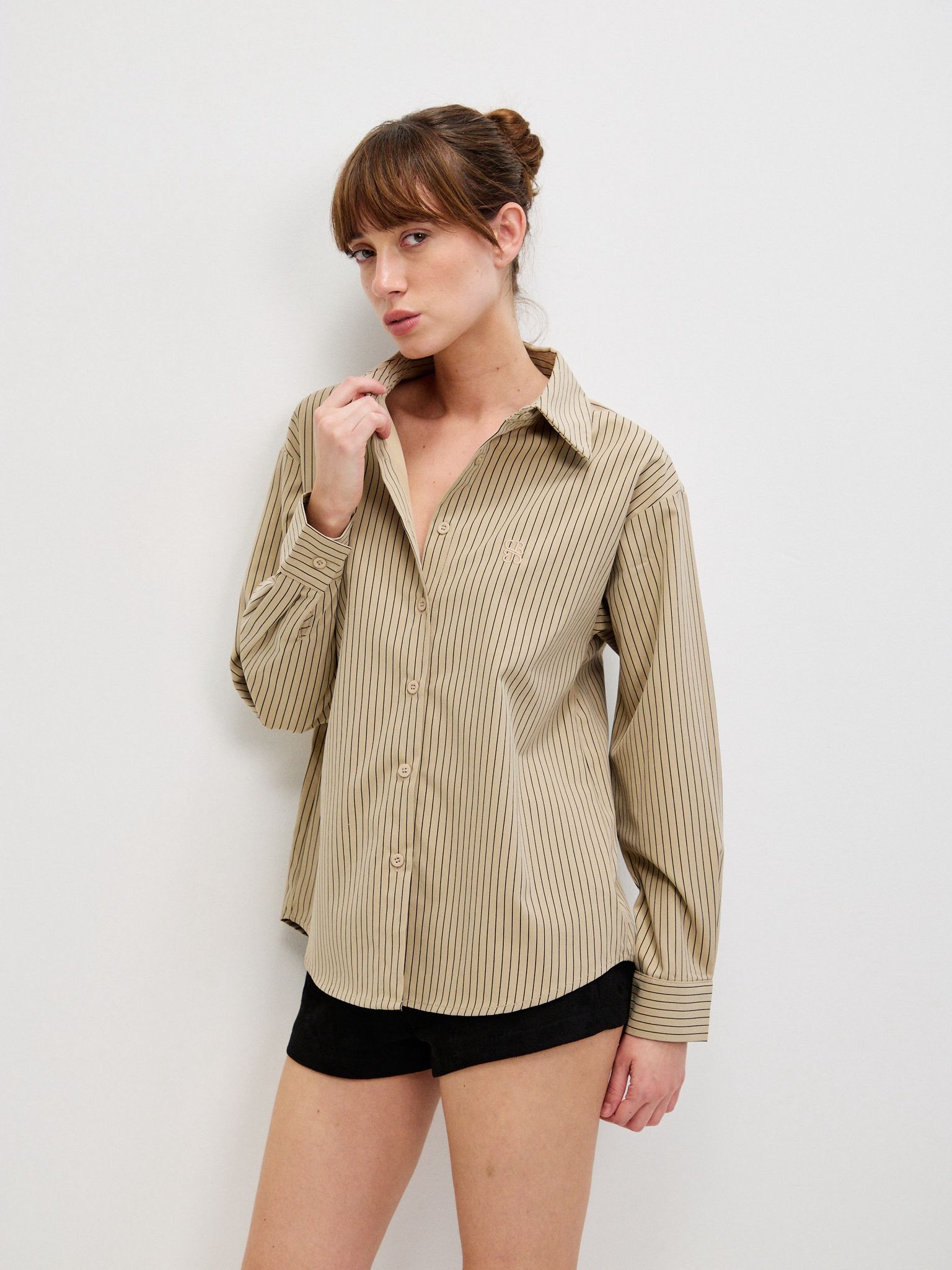 שורט זמש מנואל